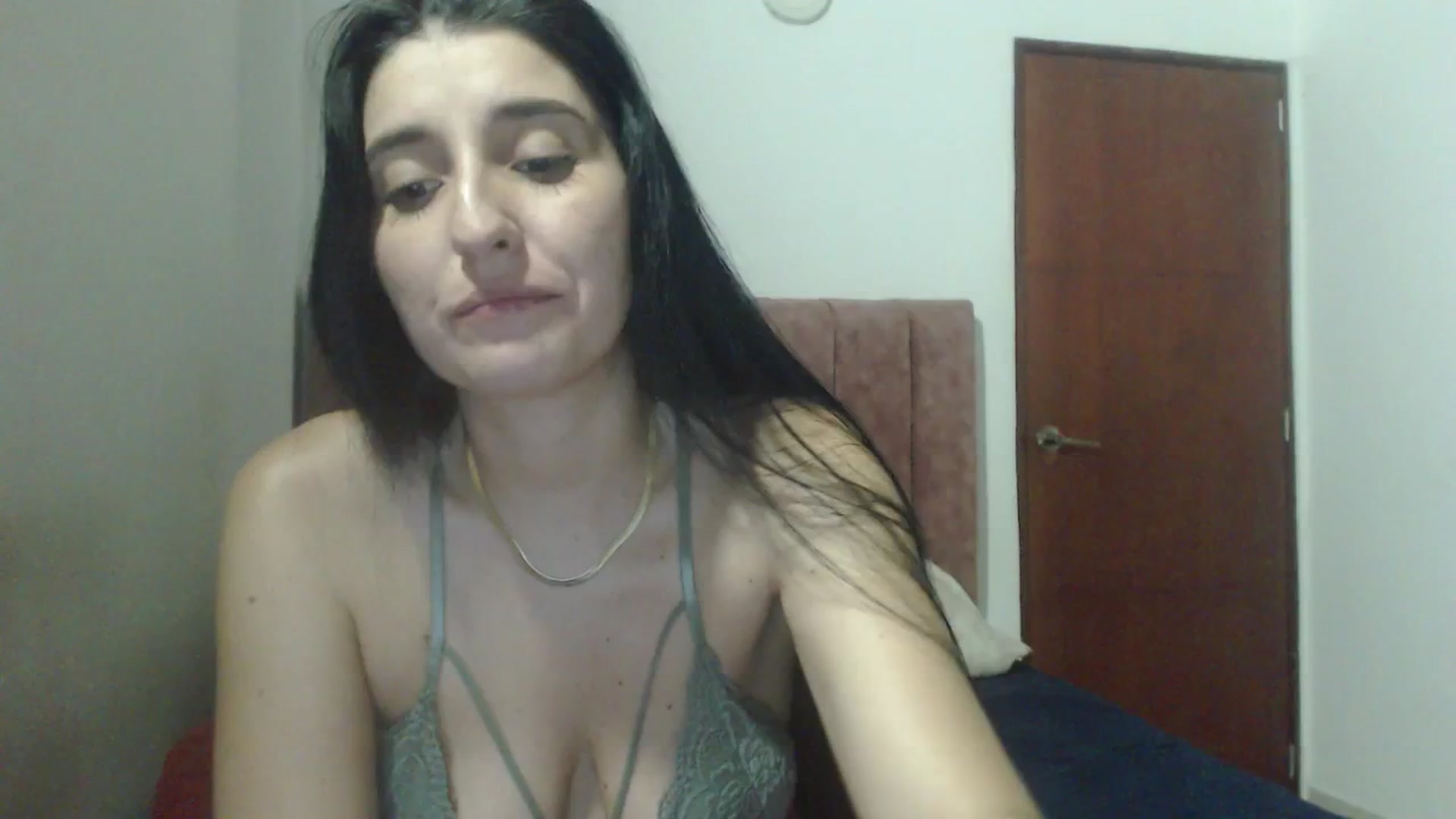 Gallery image thumbnail from Mao02's myfreecams stream on, 03/13/2025, 05:10 image 6 of 20