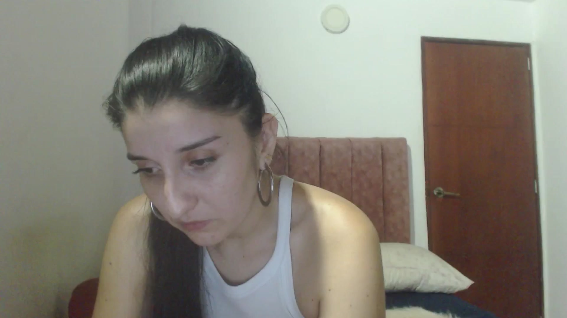 Gallery image thumbnail from Mao02's myfreecams stream on, 03/14/2025, 04:19 image 7 of 20