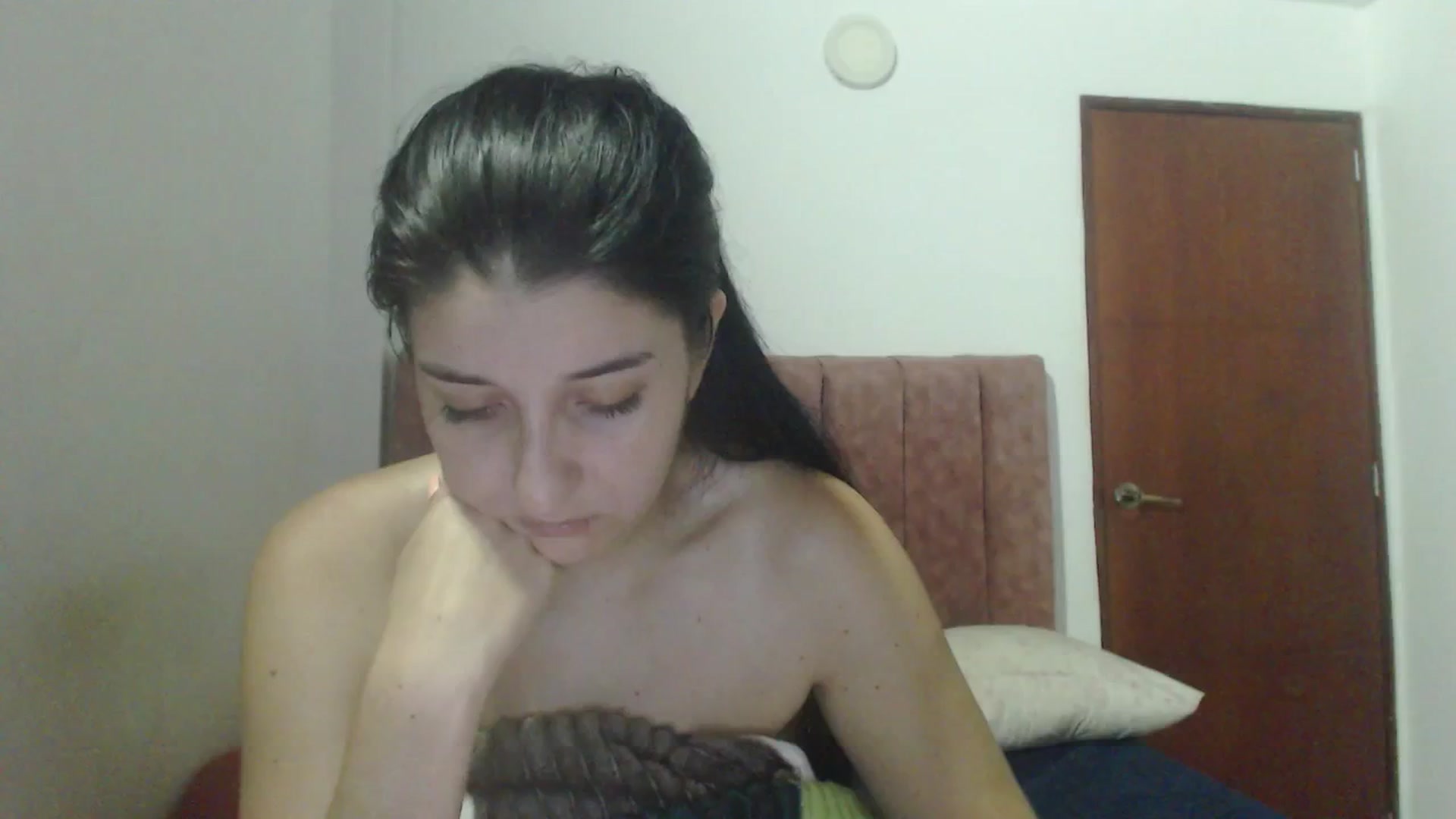 Gallery image thumbnail from Mao02's myfreecams stream on, 03/14/2025, 13:36 image 16 of 20