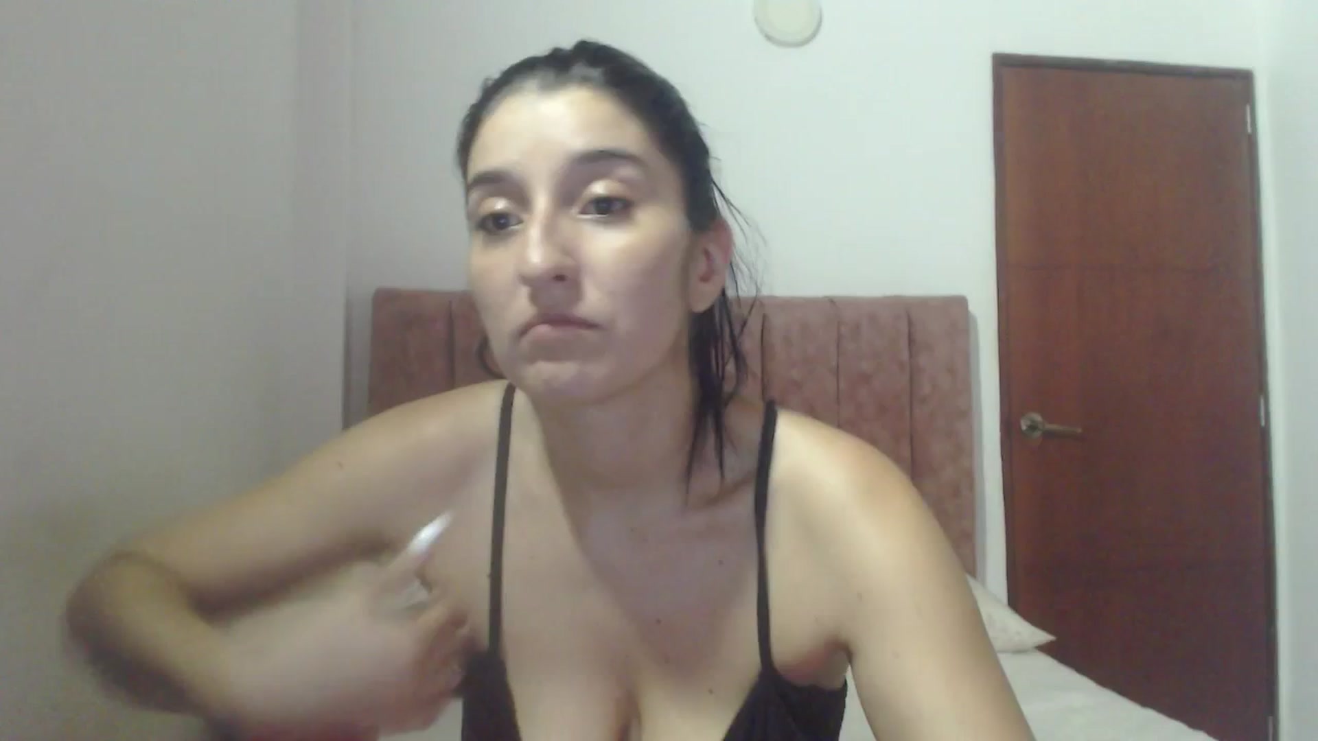 Gallery image thumbnail from Mao02's myfreecams stream on, 04/07/2025, 02:33 image 12 of 20