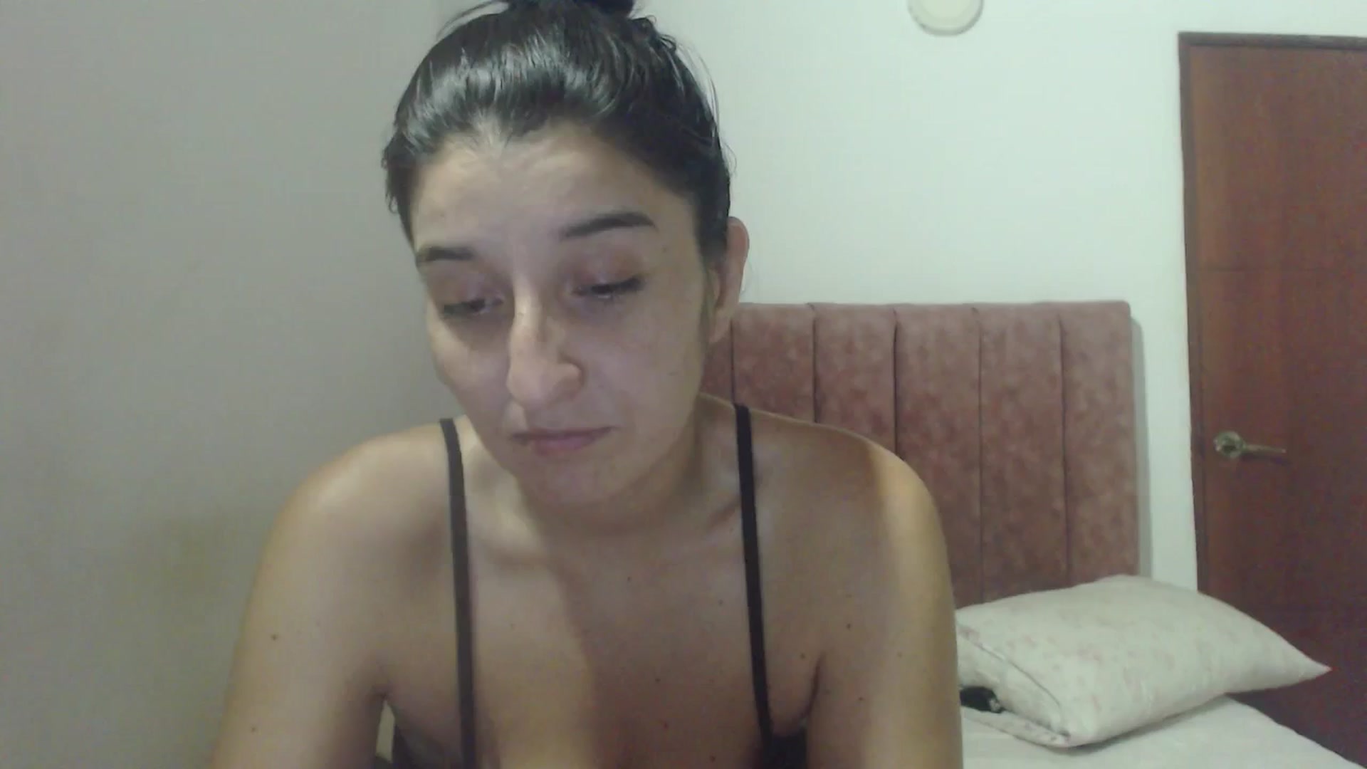 Gallery image thumbnail from Mao02's myfreecams stream on, 04/07/2025, 05:14 image 10 of 20