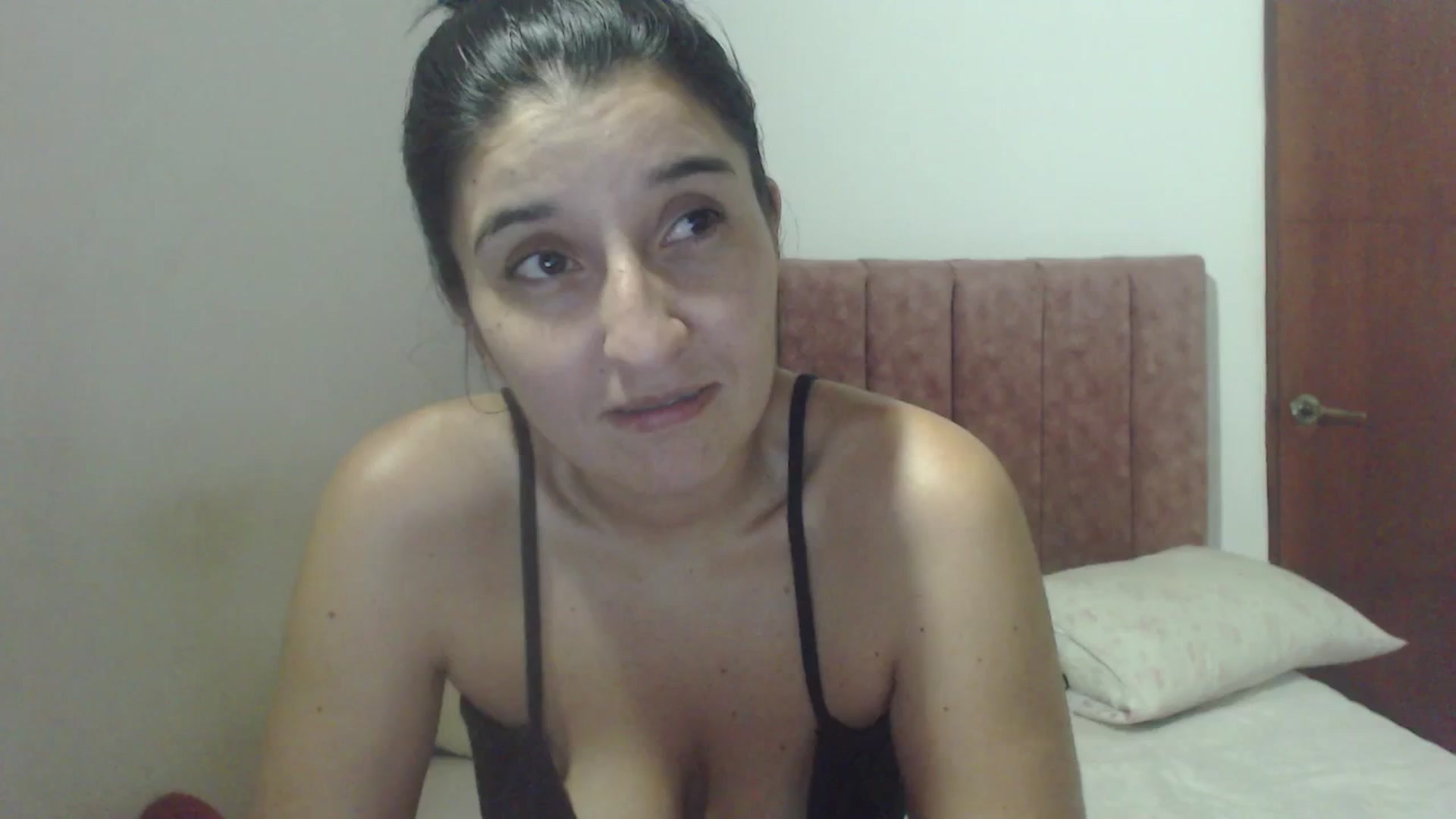 Gallery image thumbnail from Mao02's myfreecams stream on, 04/07/2025, 05:14 image 18 of 20