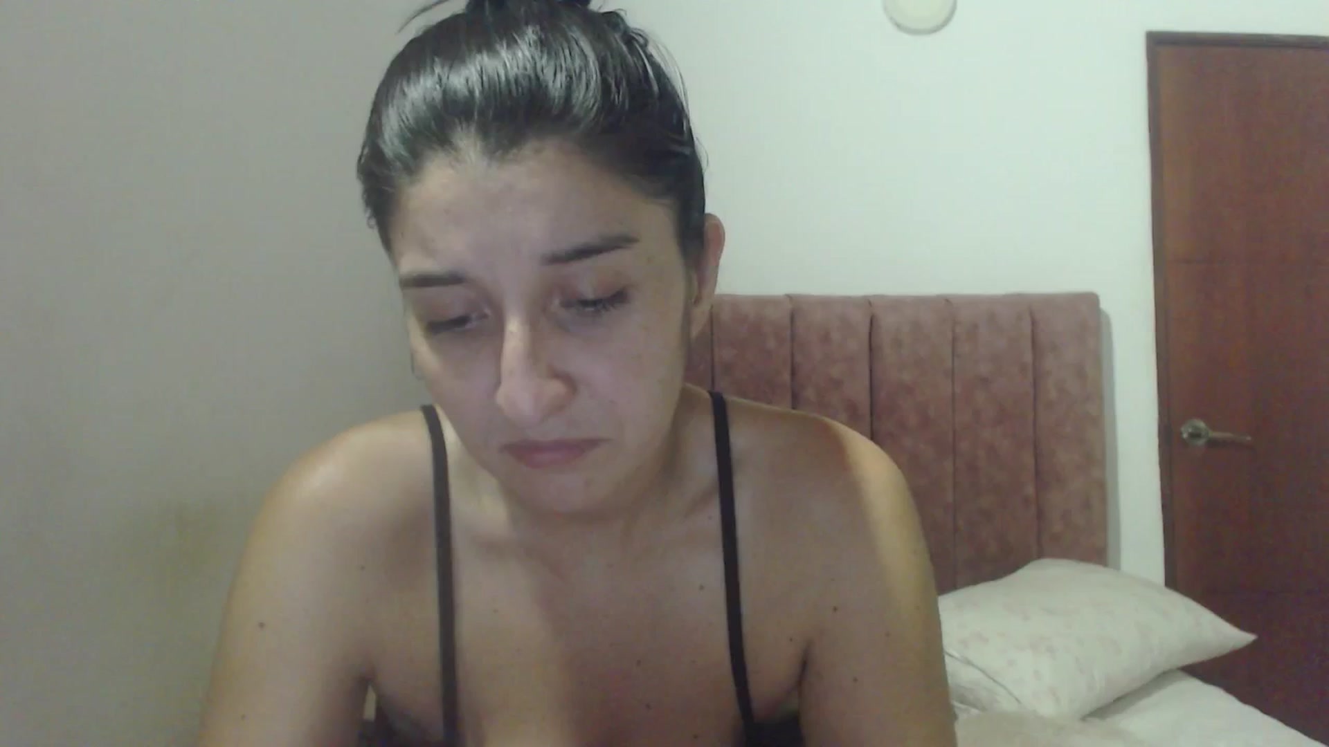 Gallery image thumbnail from Mao02's myfreecams stream on, 04/07/2025, 05:14 image 6 of 20