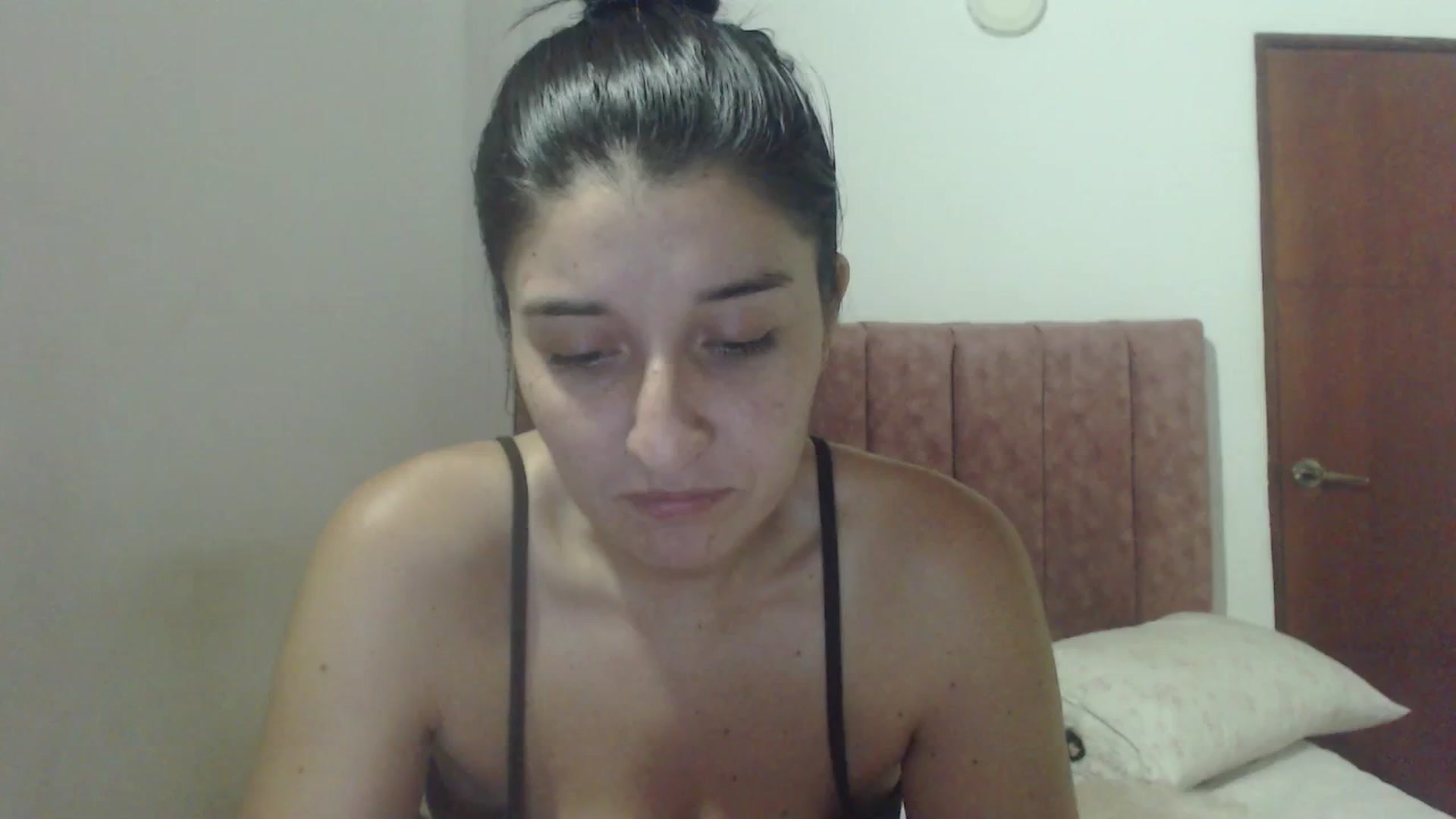 Gallery image thumbnail from Mao02's myfreecams stream on, 04/07/2025, 05:14 image 8 of 20