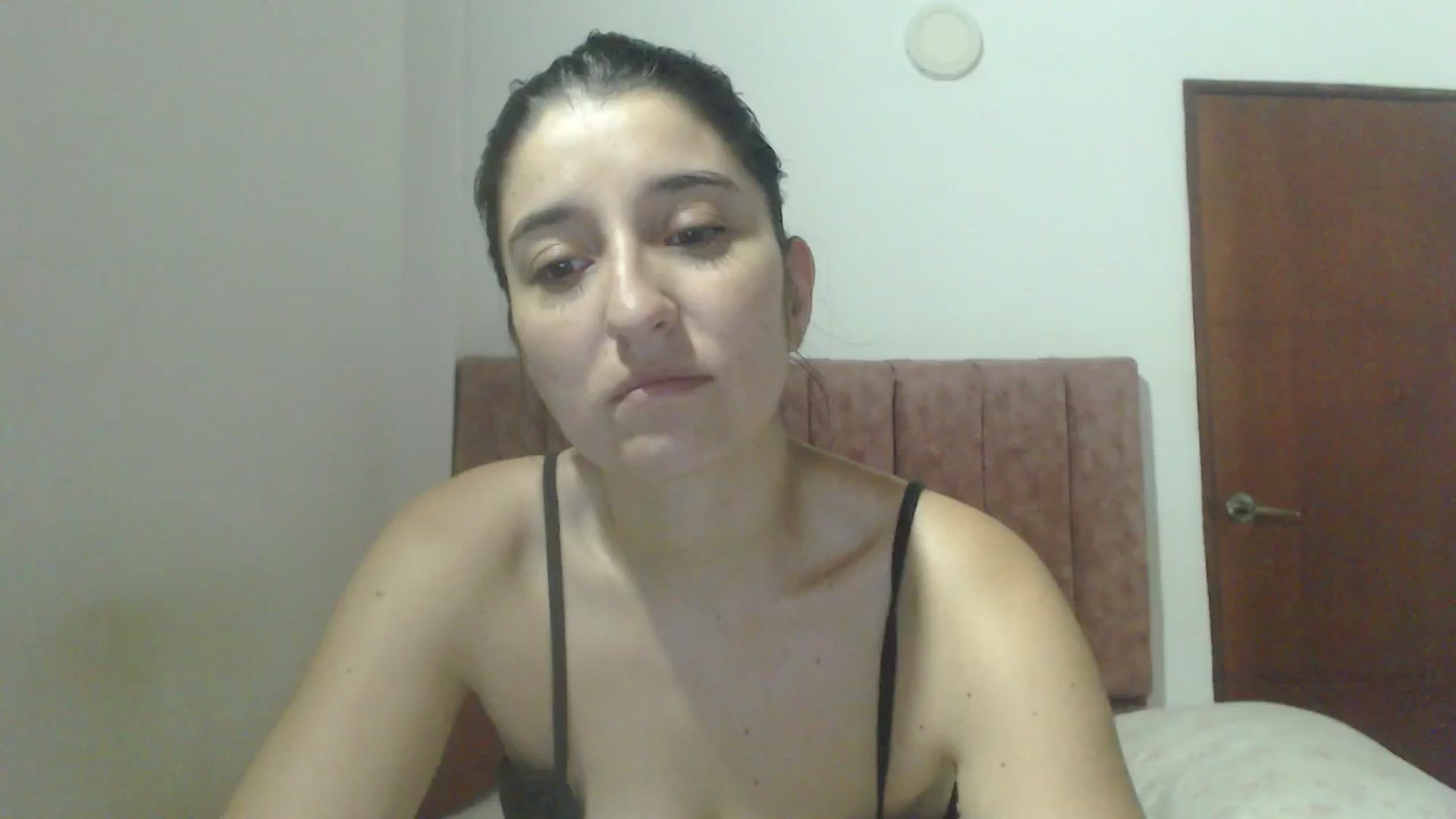 Gallery image thumbnail from Mao02's myfreecams stream on, 04/07/2025, 12:08 image 2 of 20
