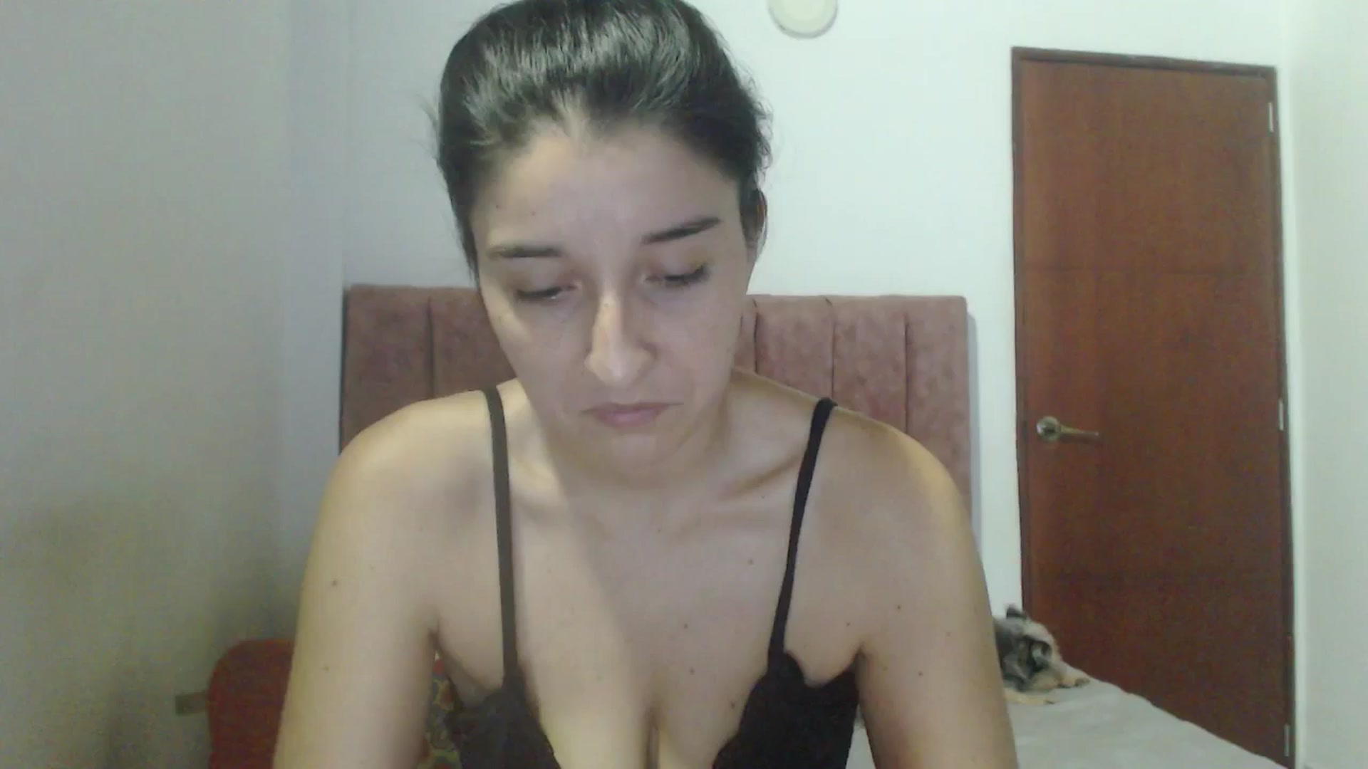 Gallery image thumbnail from Mao02's myfreecams stream on, 04/15/2025, 13:36 image 11 of 20