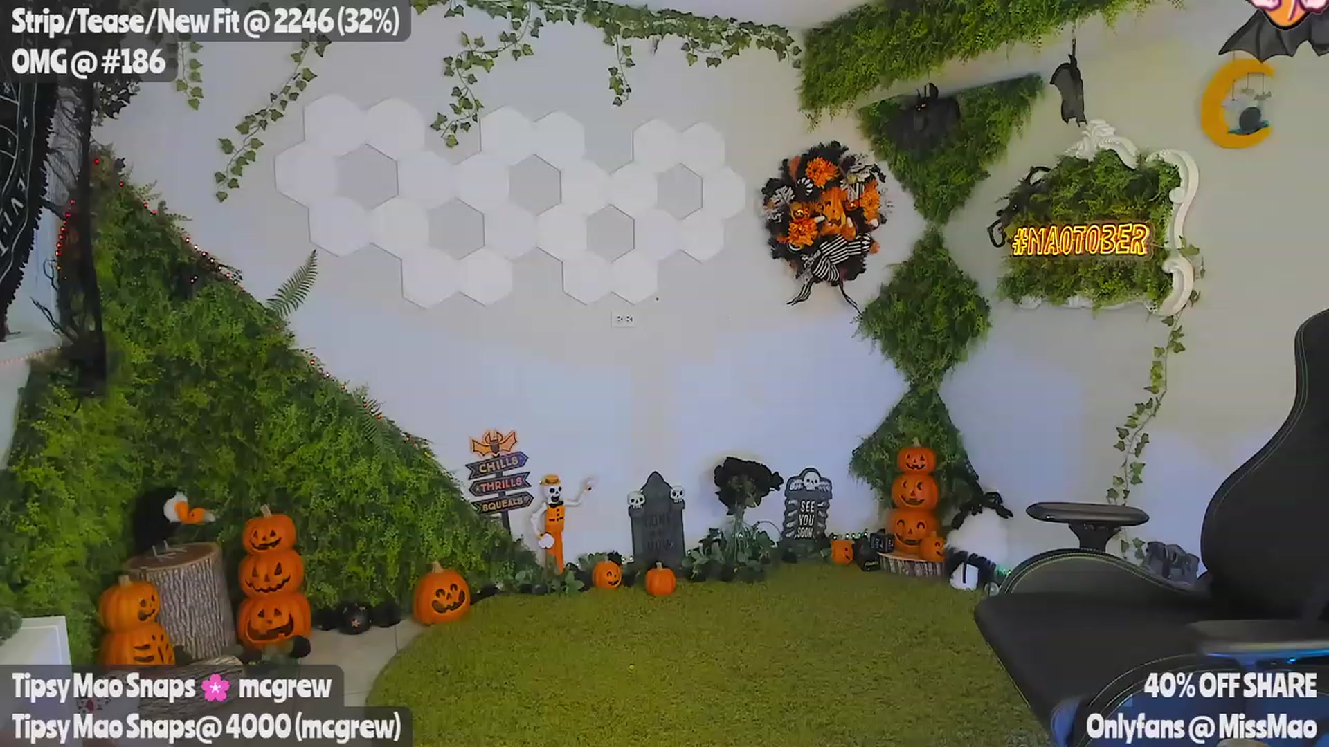 Gallery image thumbnail from Maolloween's myfreecams stream on, 11/01/2023, 01:39 image 5 of 20