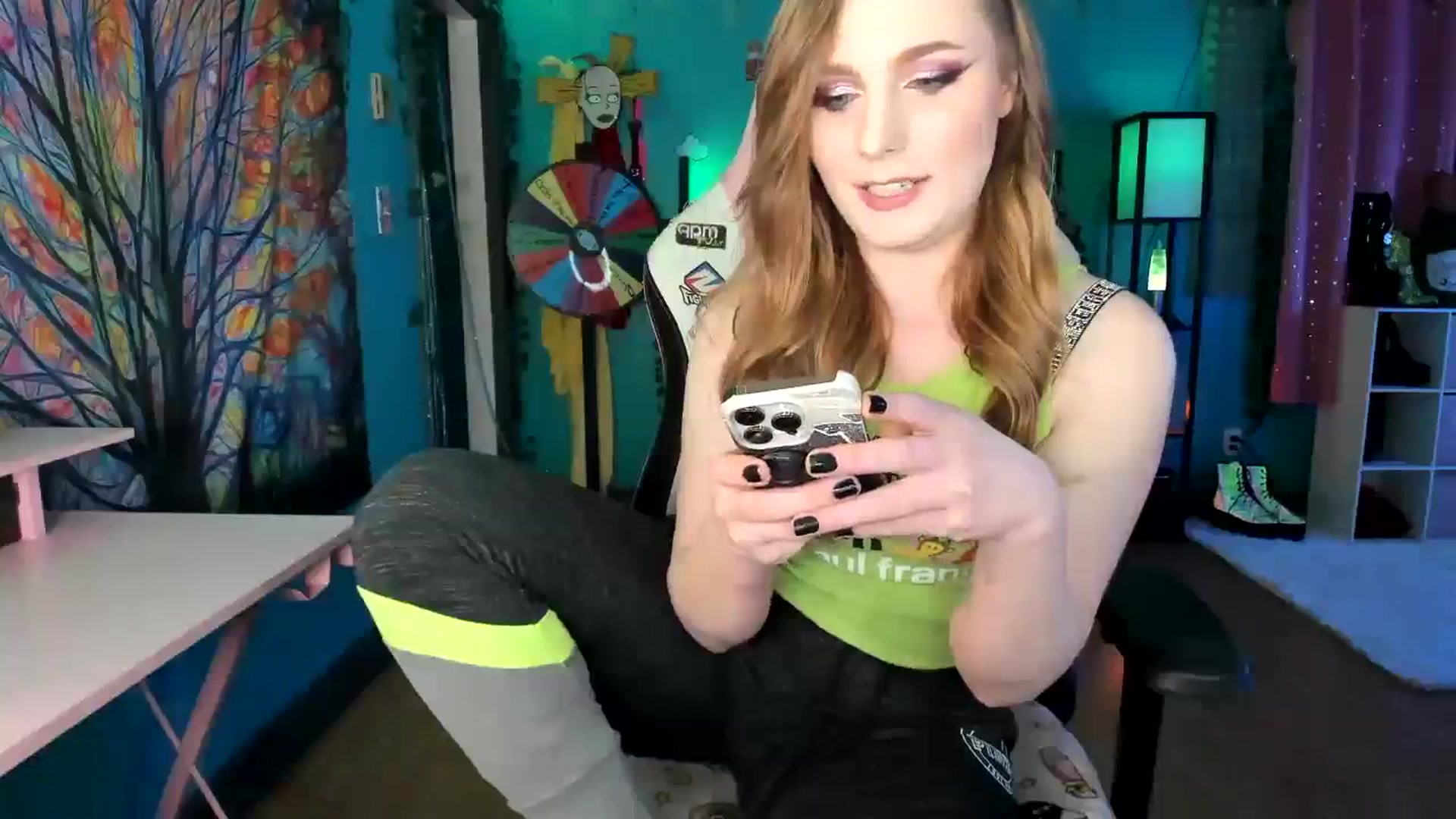 Gallery image thumbnail from MapleMaya's myfreecams stream on, 04/06/2025, 10:19 image 6 of 20