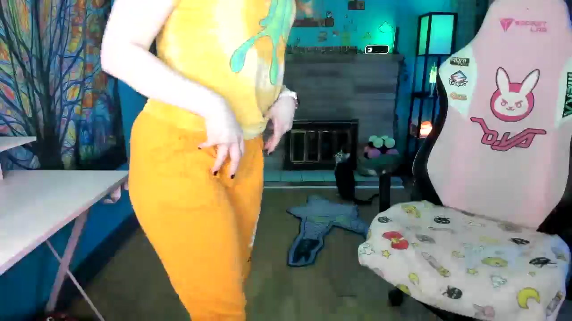 Gallery image thumbnail from MapleMaya's myfreecams stream on, 04/08/2025, 11:47 image 7 of 20