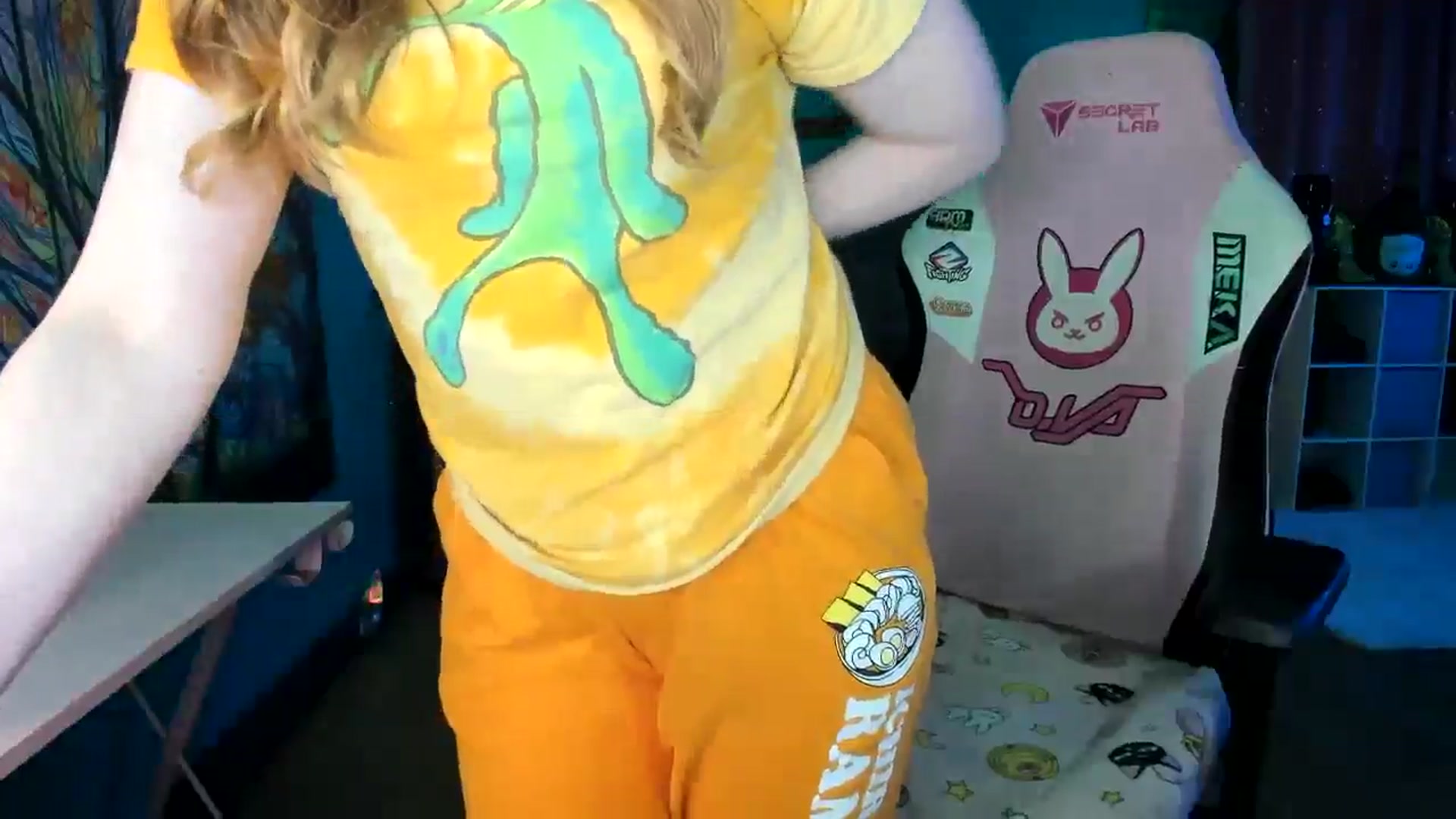 Gallery image thumbnail from MapleMaya's myfreecams stream on, 04/08/2025, 14:14 image 9 of 20