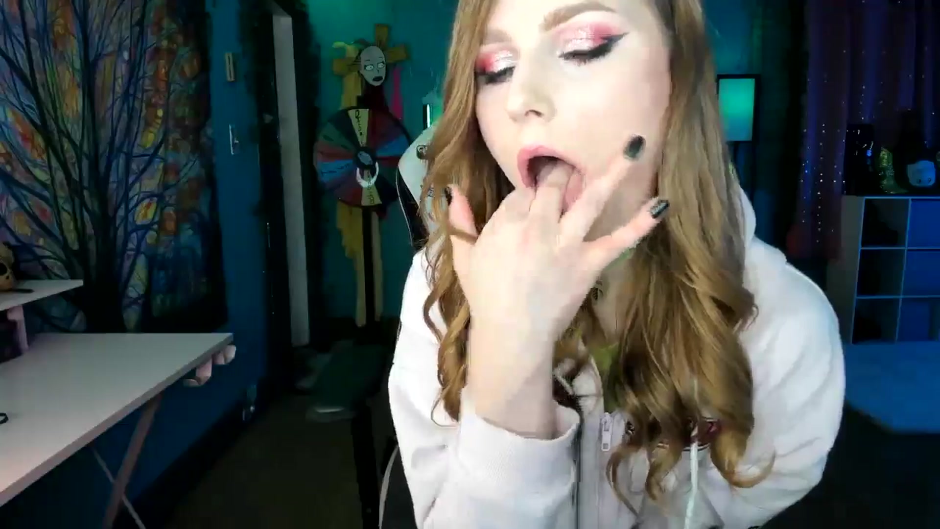 Gallery image thumbnail from MapleMaya's myfreecams stream on, 04/15/2025, 09:14 image 19 of 20