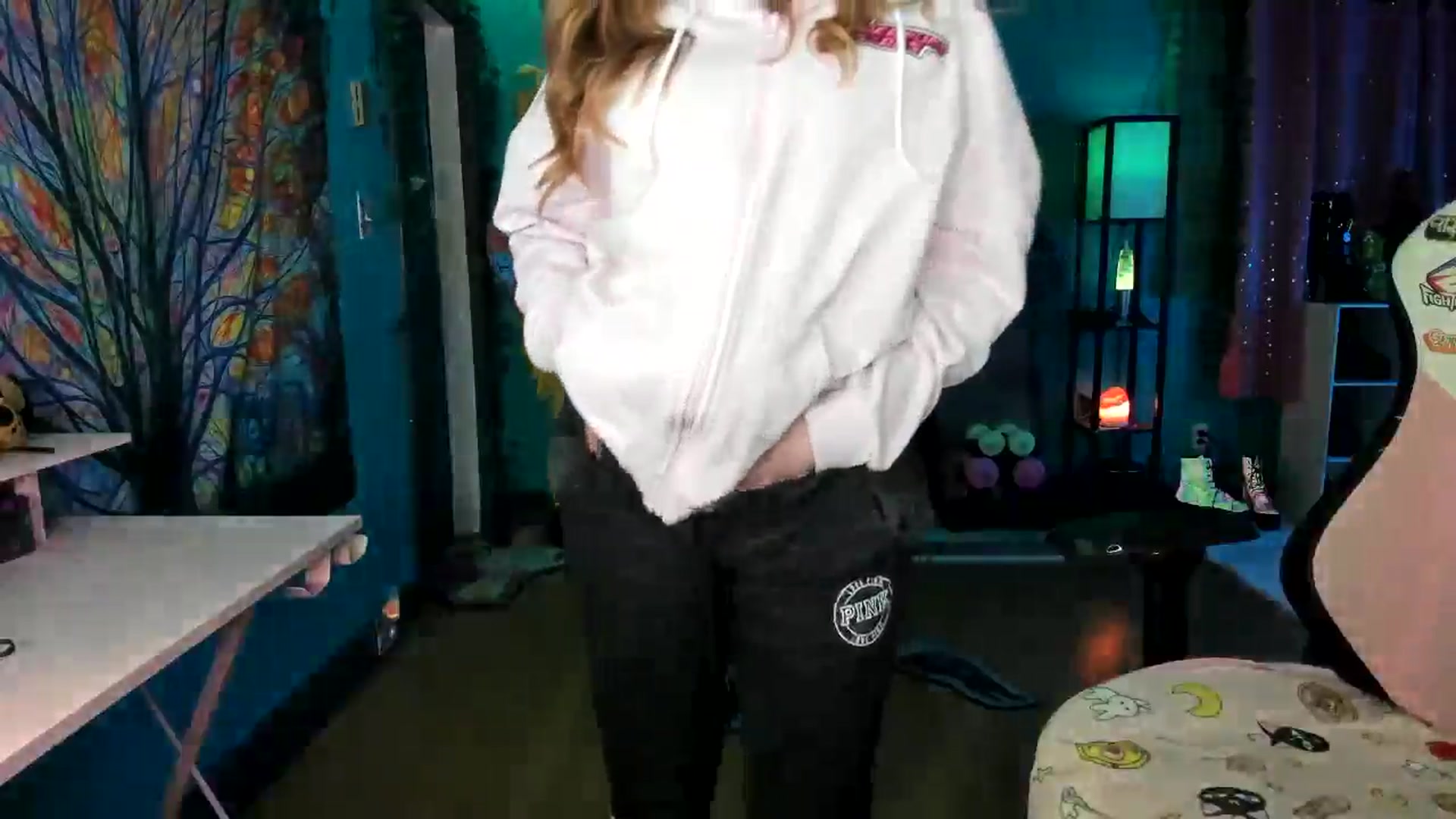 Gallery image thumbnail from MapleMaya's myfreecams stream on, 04/15/2025, 09:14 image 11 of 20