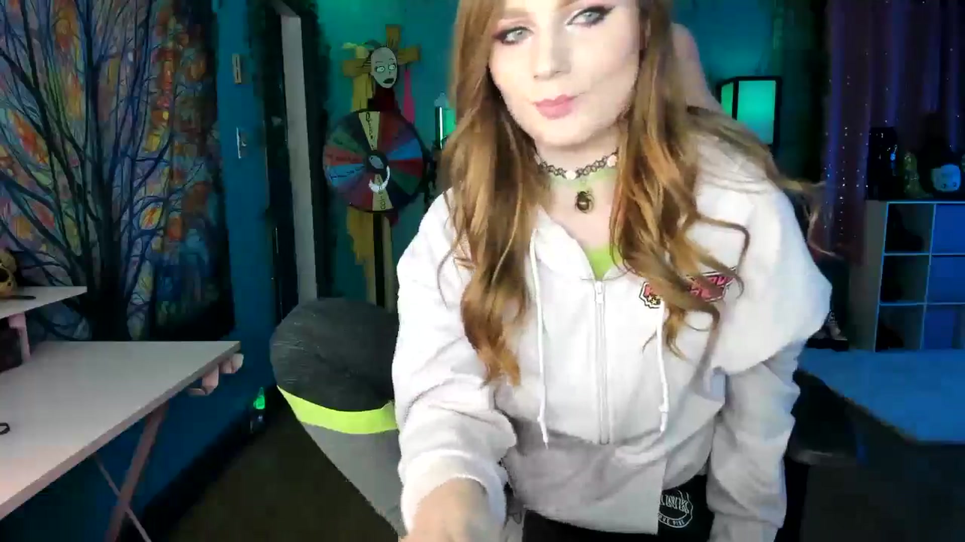 Gallery image thumbnail from MapleMaya's myfreecams stream on, 04/15/2025, 09:14 image 15 of 20