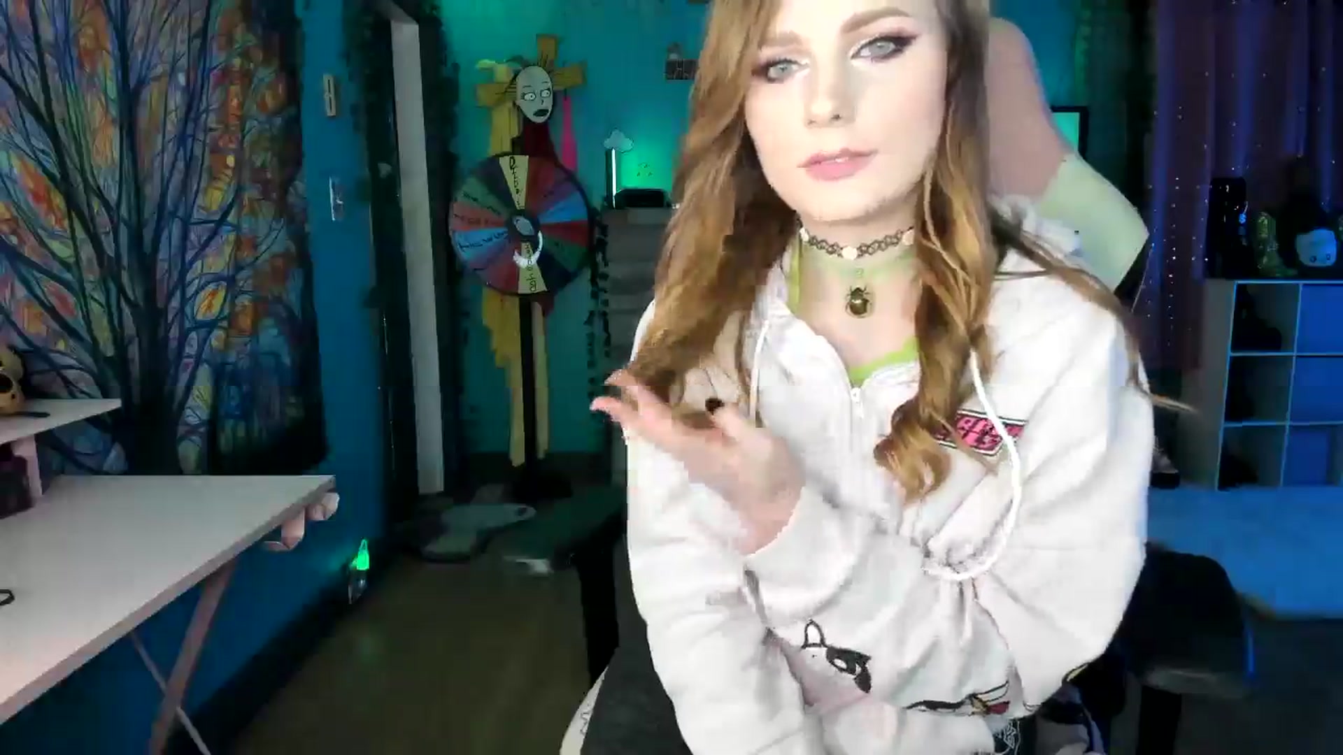 Gallery image thumbnail from MapleMaya's myfreecams stream on, 04/15/2025, 09:14 image 13 of 20
