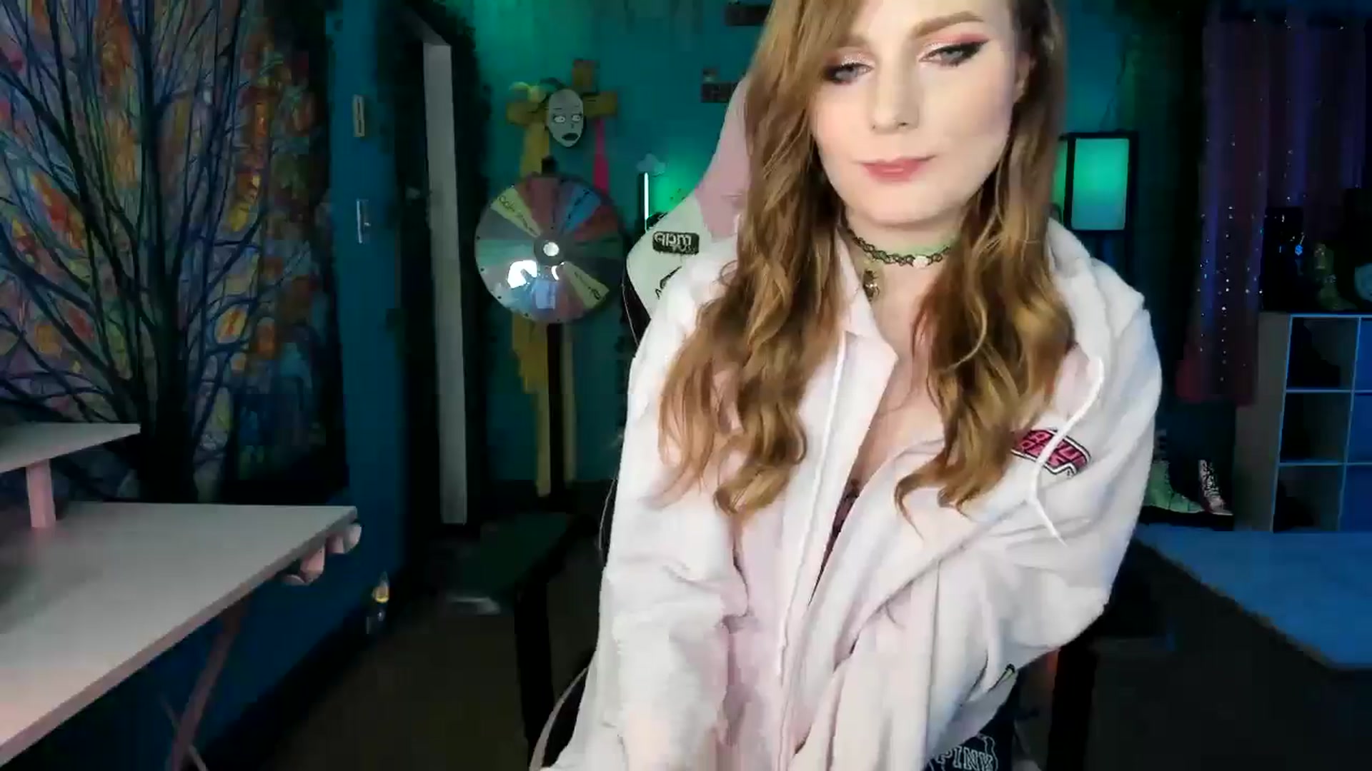 Gallery image thumbnail from MapleMaya's myfreecams stream on, 04/15/2025, 14:08 image 6 of 20