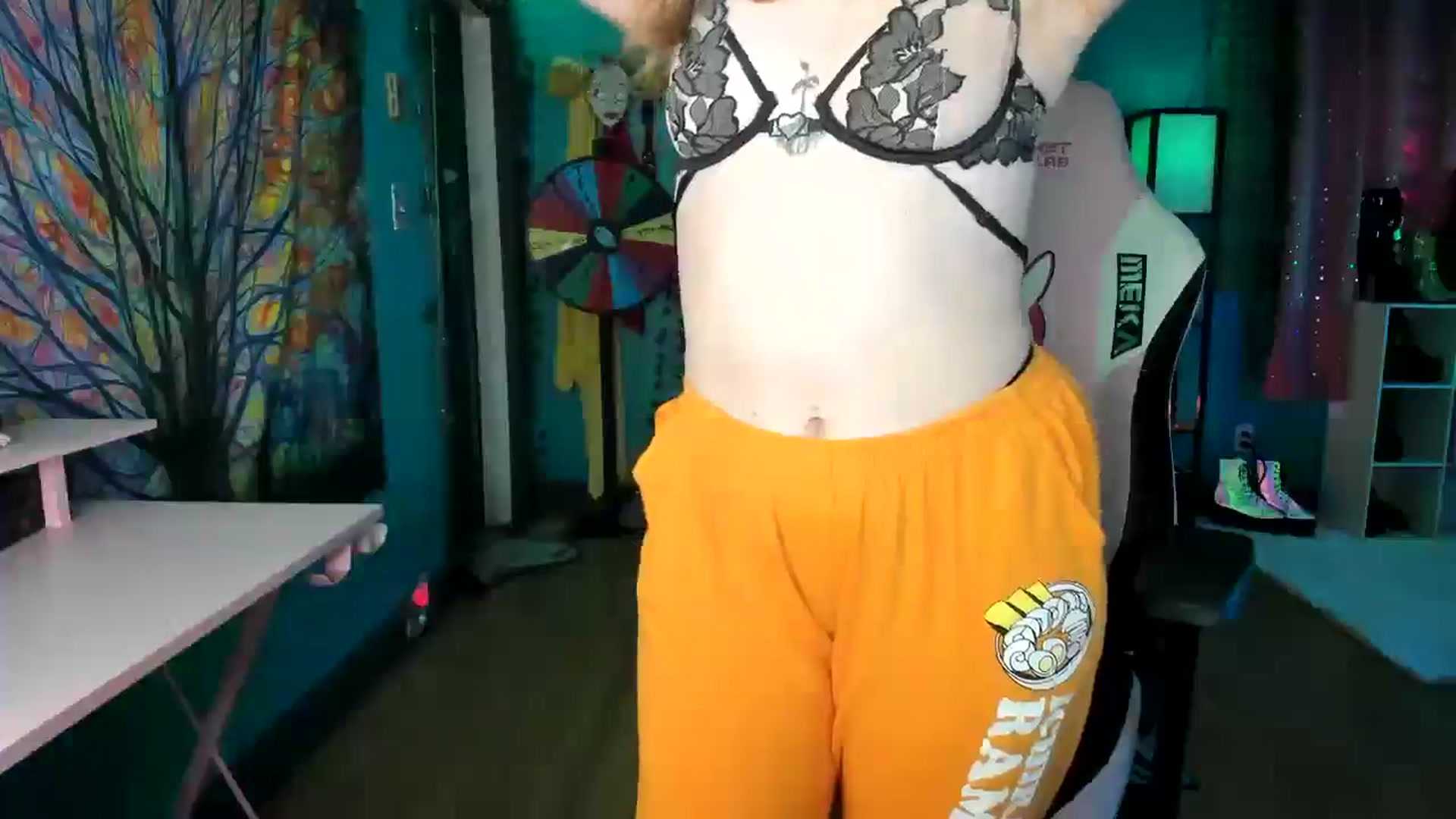 Gallery image thumbnail from MapleMaya's myfreecams stream on, 04/23/2025, 16:47 image 9 of 20