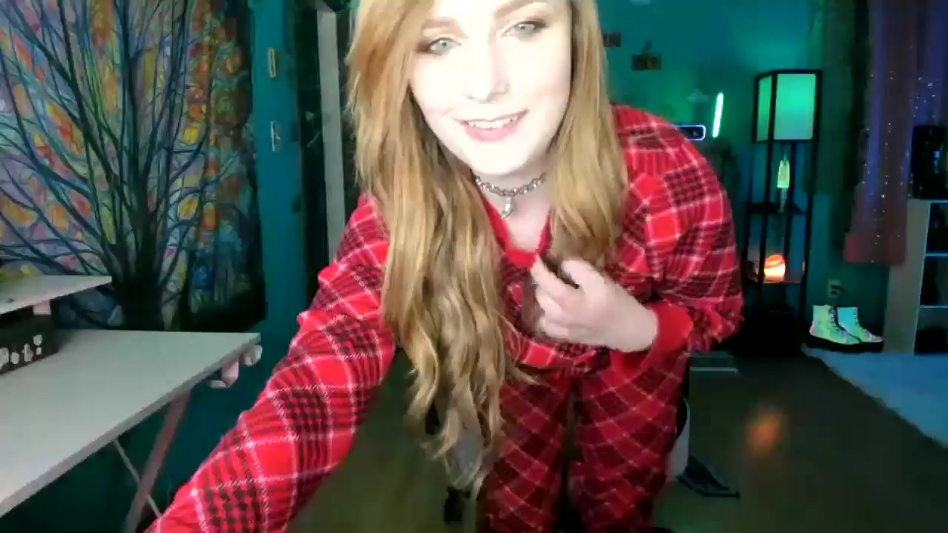 Gallery image thumbnail from MapleMaya's myfreecams stream on, 05/21/2025, 12:01 image 2 of 20
