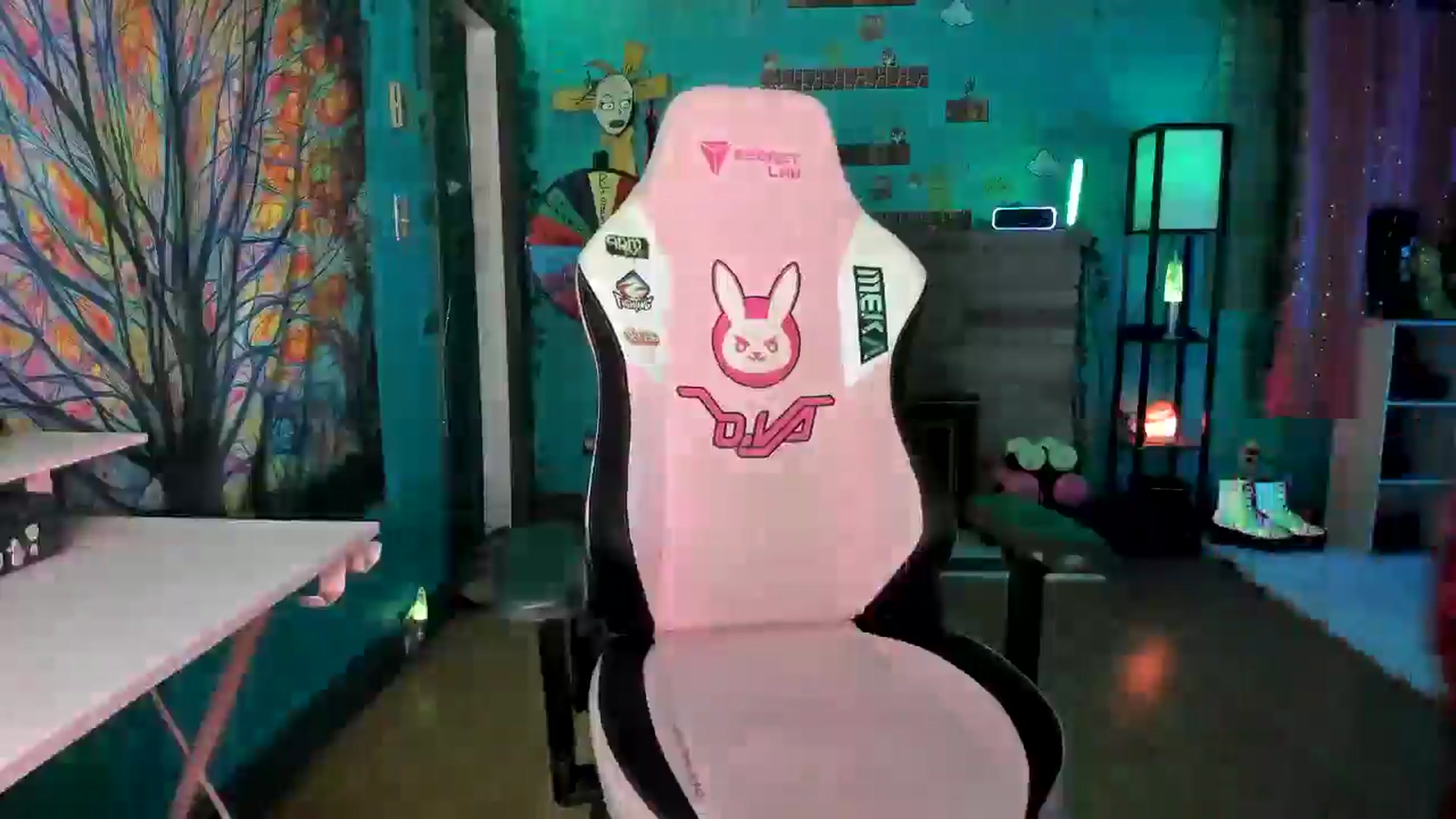 Gallery image thumbnail from MapleMaya's myfreecams stream on, 05/21/2025, 12:01 image 11 of 20