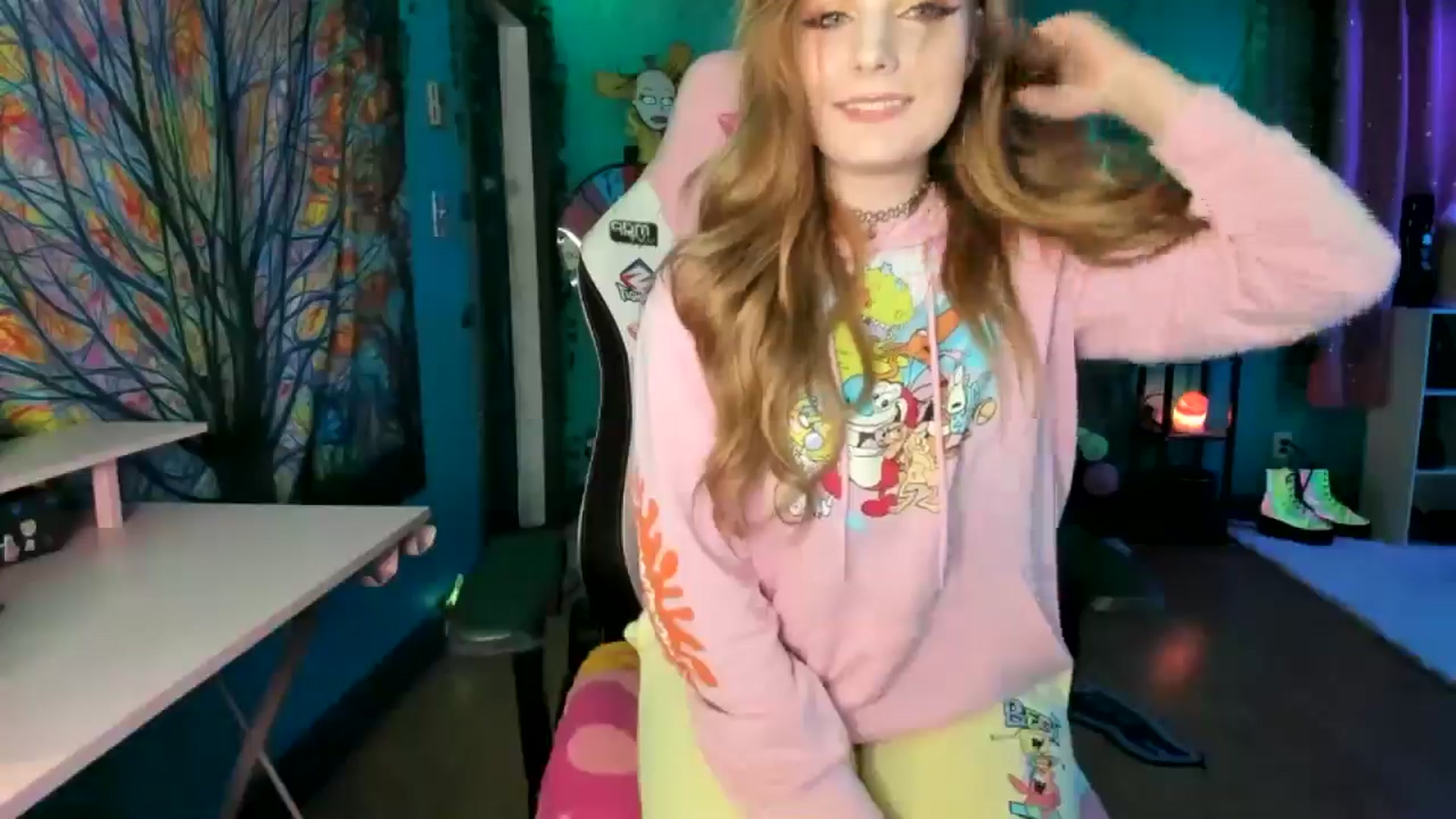 Gallery image thumbnail from MapleMaya's myfreecams stream on, 06/08/2025, 10:44 image 11 of 20
