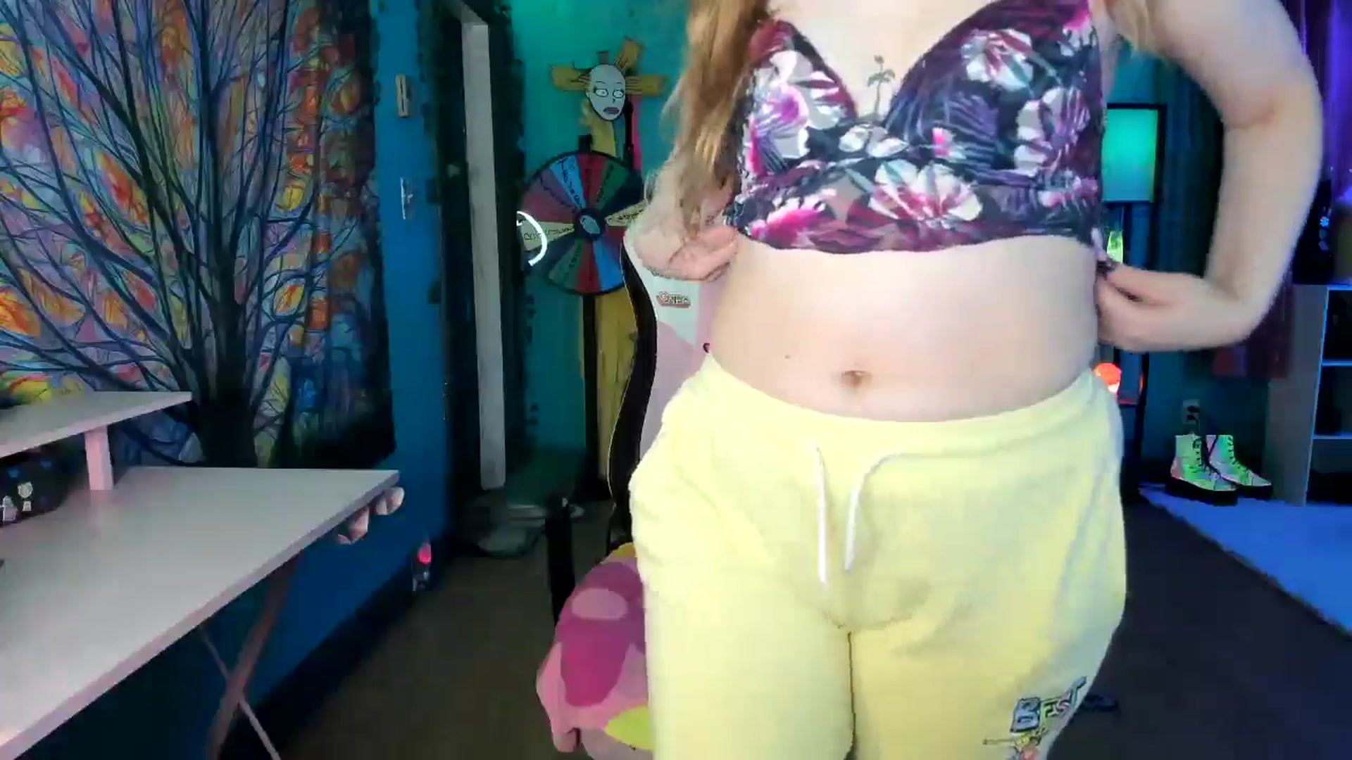 Gallery image thumbnail from MapleMaya's myfreecams stream on, 06/08/2025, 10:44 image 15 of 20