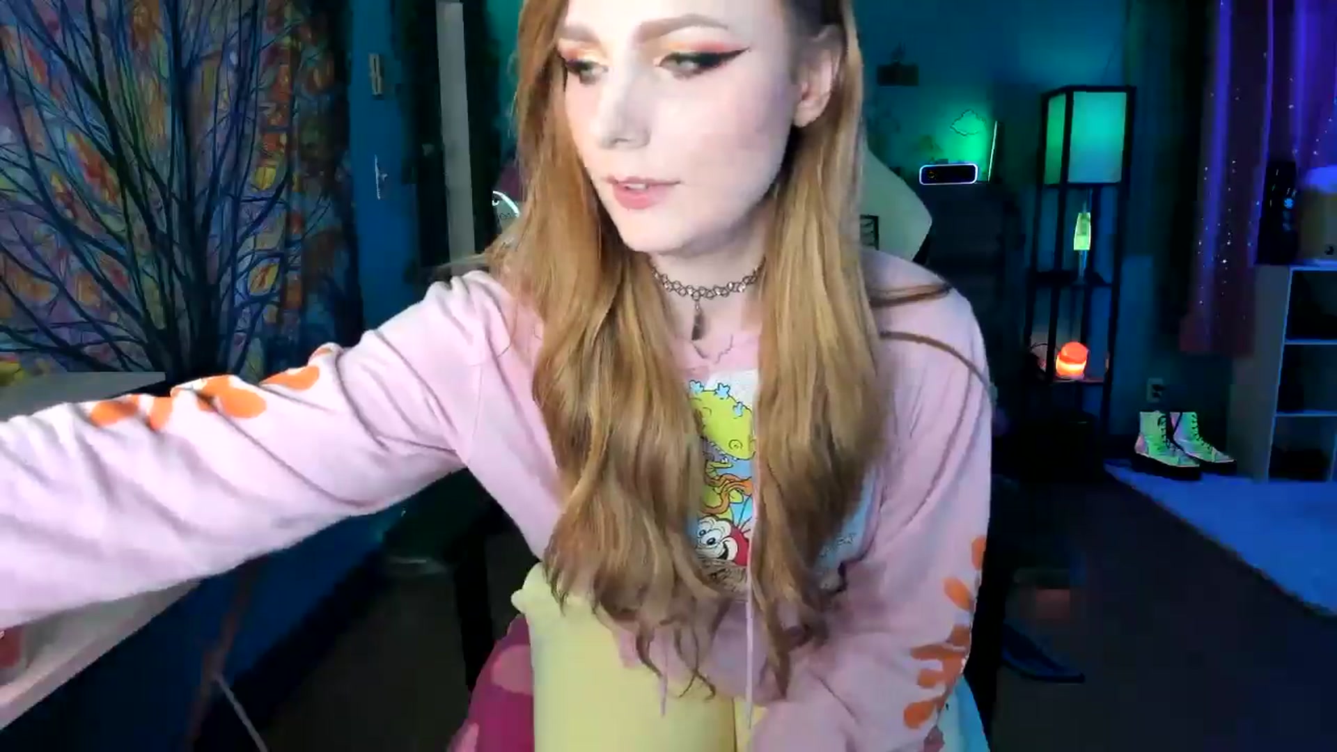Gallery image thumbnail from MapleMaya's myfreecams stream on, 06/08/2025, 10:44 image 7 of 20