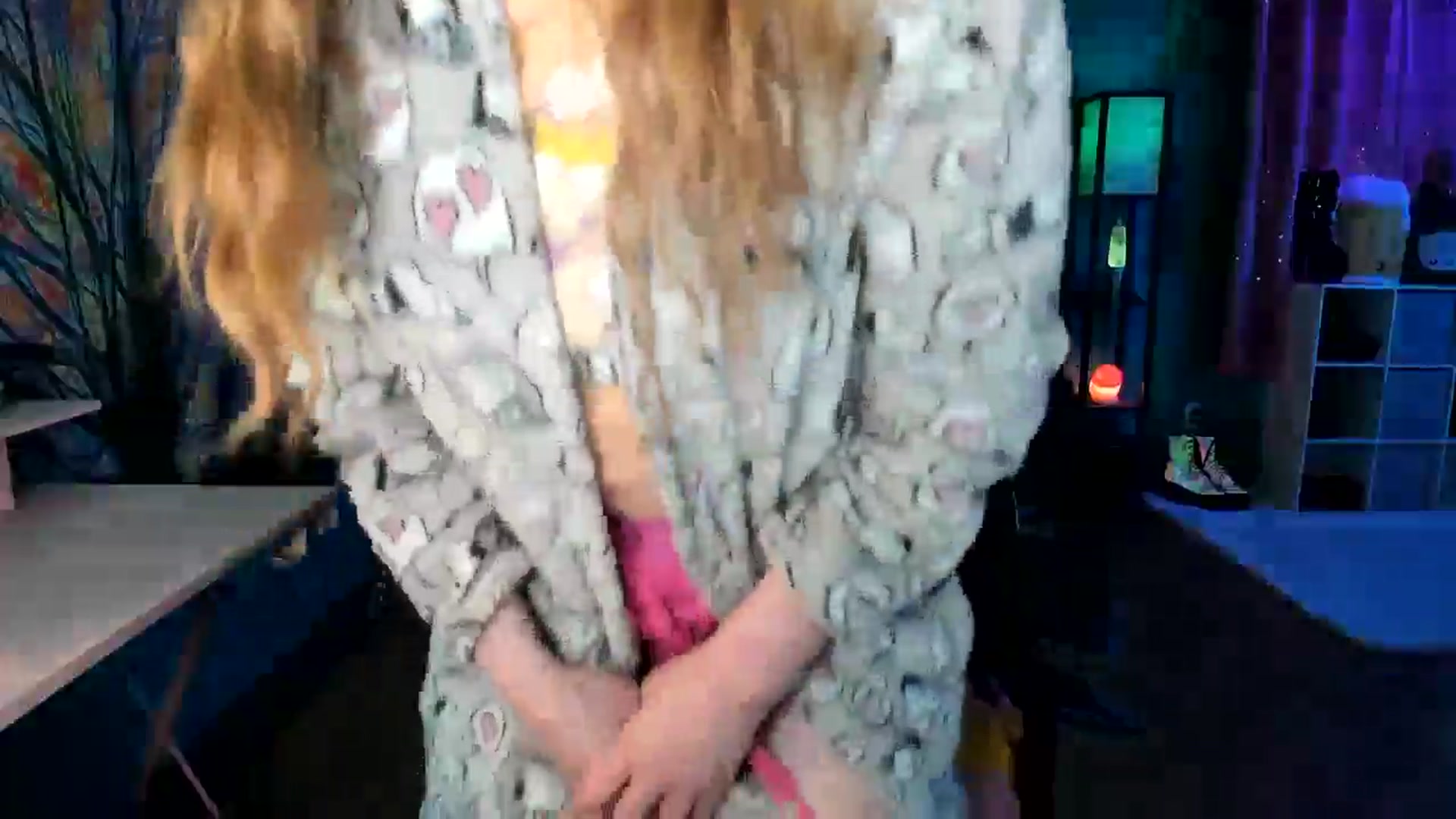 Gallery image thumbnail from MapleMaya's myfreecams stream on, 06/16/2025, 15:23 image 6 of 20
