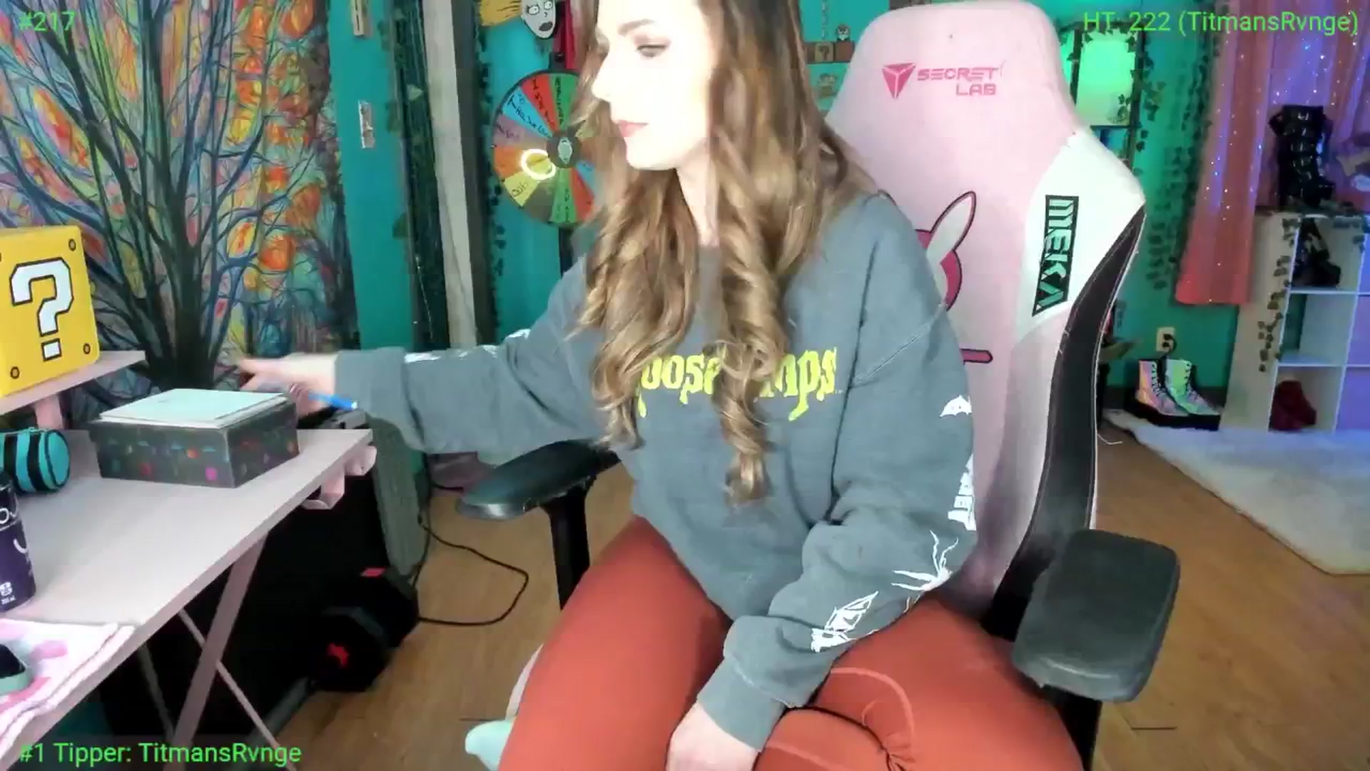 Gallery image thumbnail from MapleMaya's myfreecams stream on, 11/19/2025, 23:11 image 14 of 20