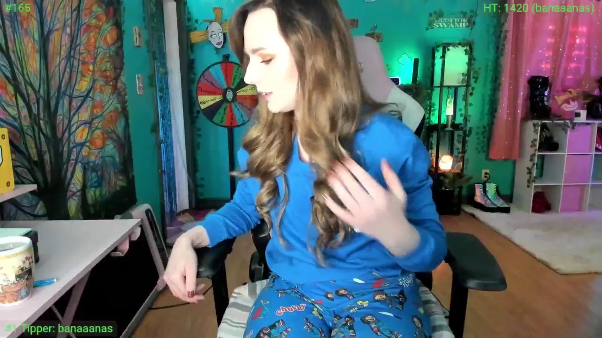 Gallery image thumbnail from MapleMaya's myfreecams stream on, 11/21/2025, 13:27 image 16 of 20