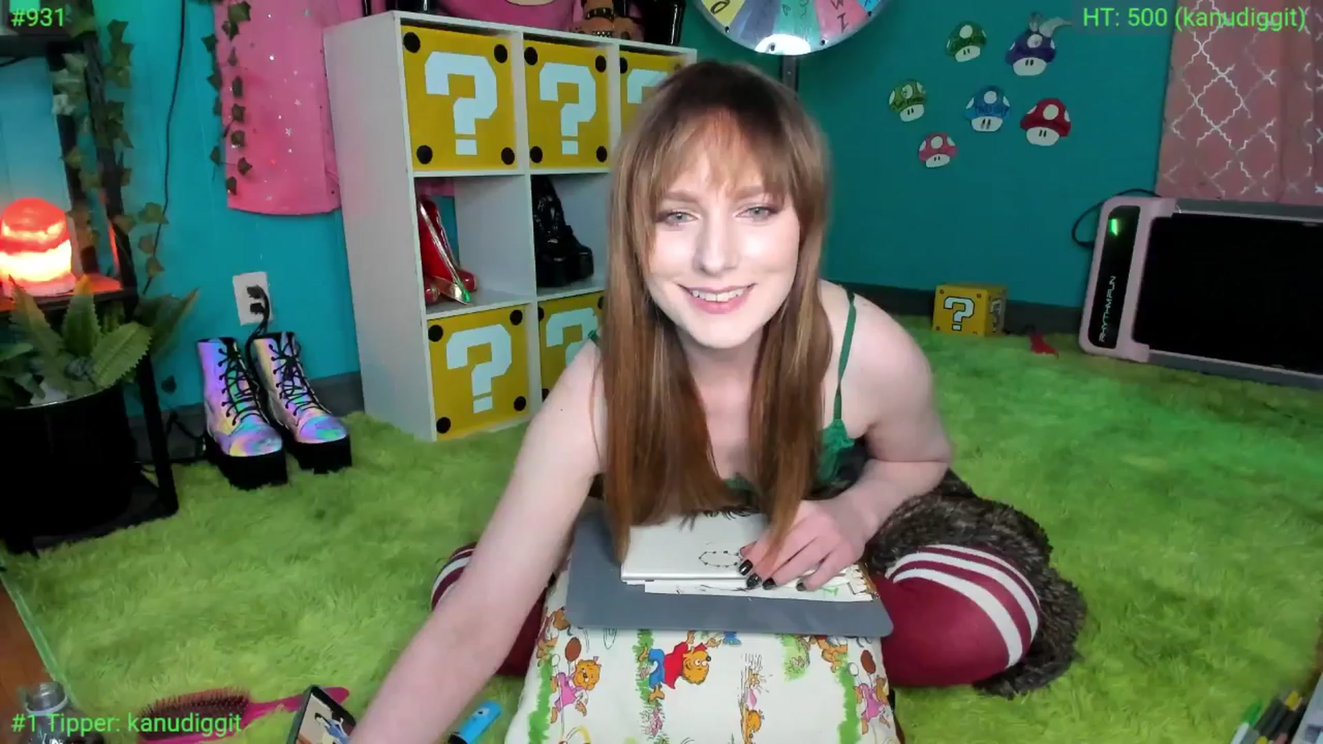 Gallery image thumbnail from MapleMaya's myfreecams stream on, 12/03/2025, 06:58 image 14 of 20