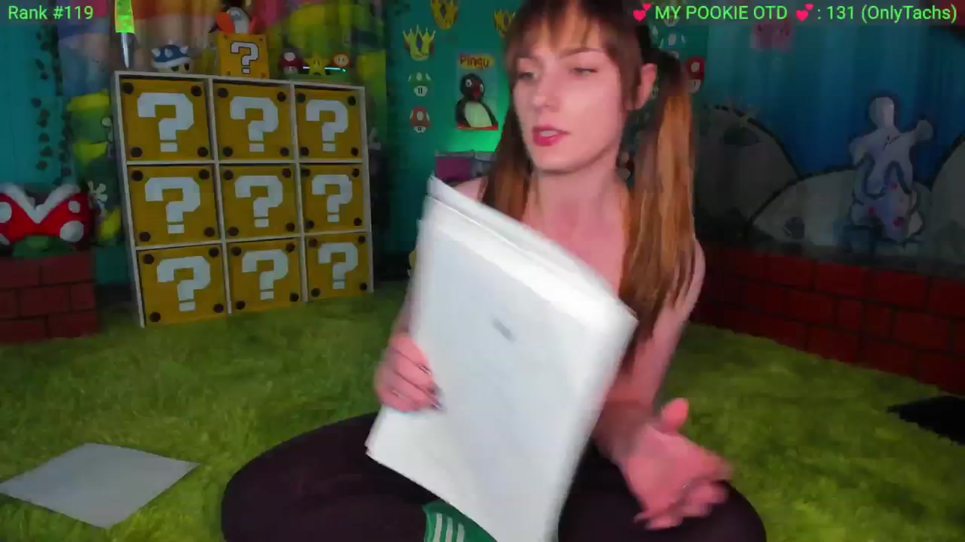 Gallery image thumbnail from MapleMaya's myfreecams stream on, 01/16/2026, 05:04 image 17 of 20