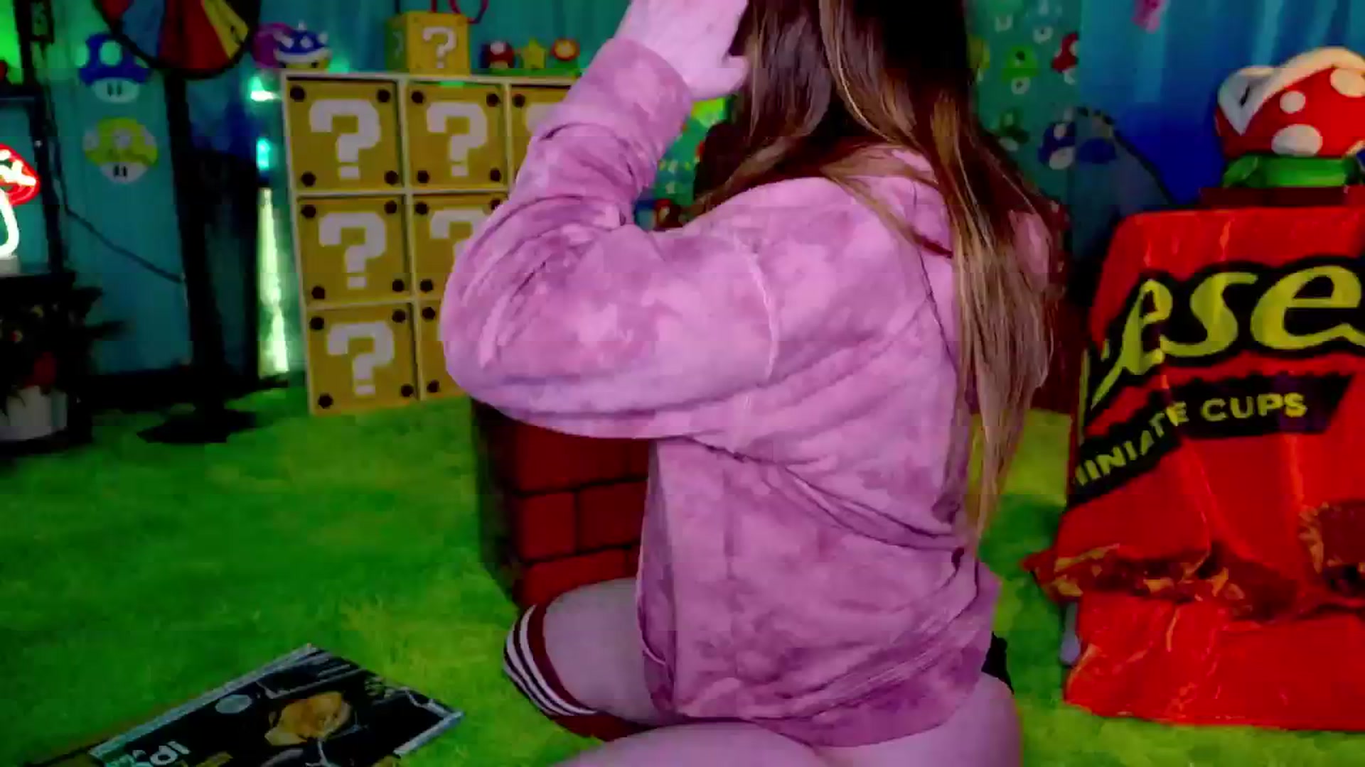 Gallery image thumbnail from MapleMaya's myfreecams stream on, 05/02/2026, 11:16 image 11 of 20
