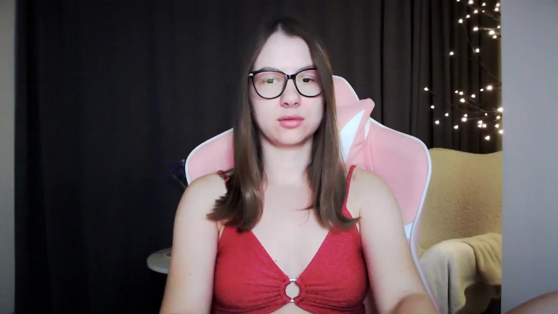 Gallery image thumbnail from MarTiny's myfreecams stream on, 10/06/2024, 01:15 image 1 of 20
