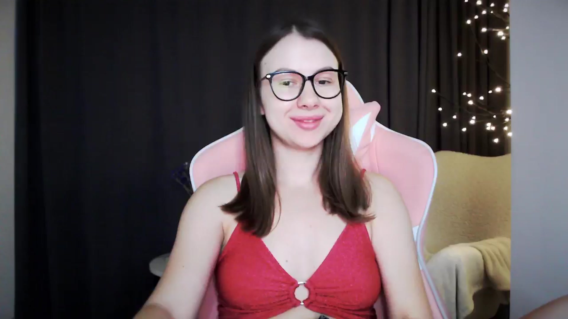 Gallery image thumbnail from MarTiny's myfreecams stream on, 10/06/2024, 01:15 image 4 of 20