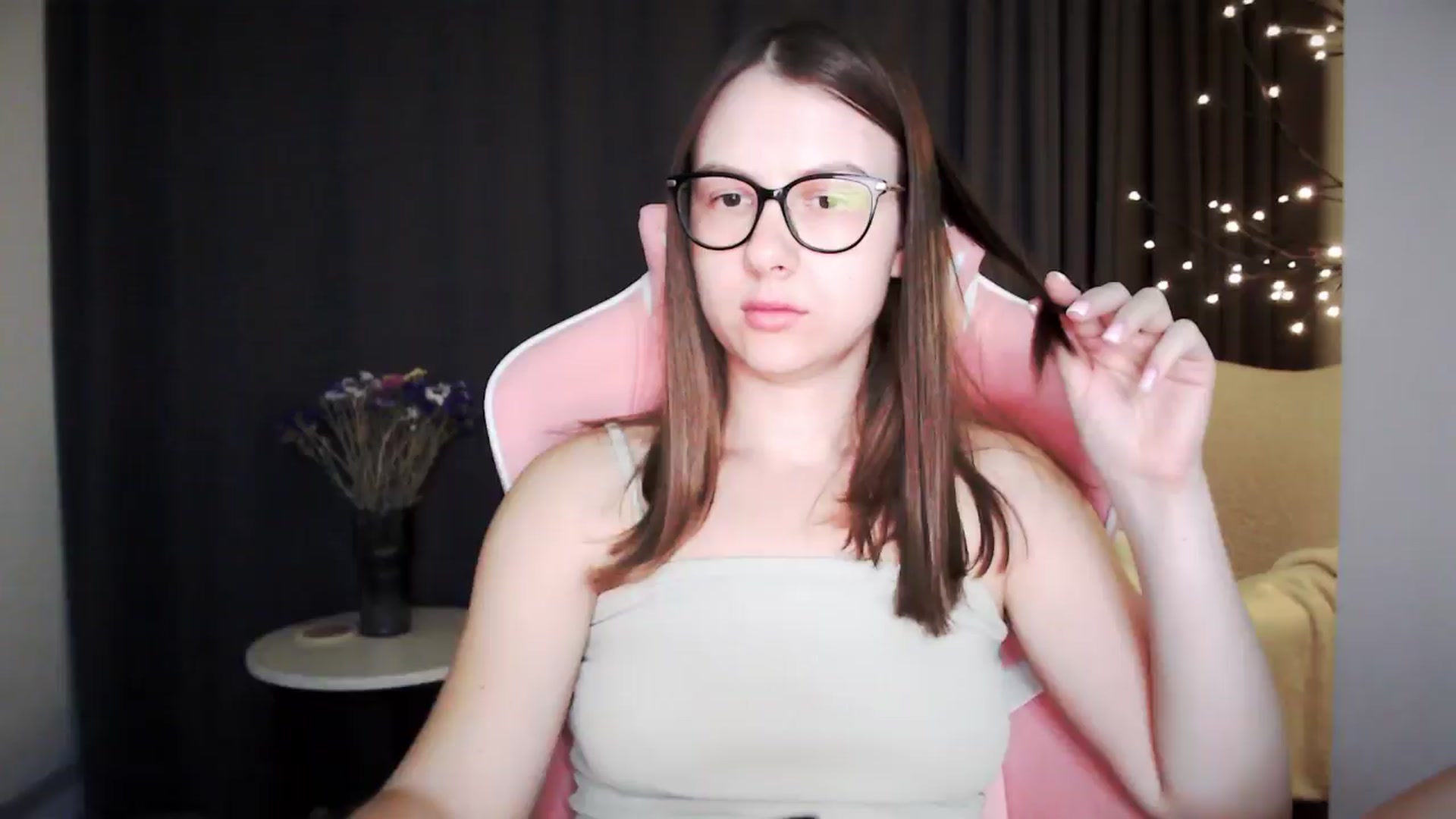 Gallery image thumbnail from MarTiny's myfreecams stream on, 10/10/2024, 01:08 image 6 of 20