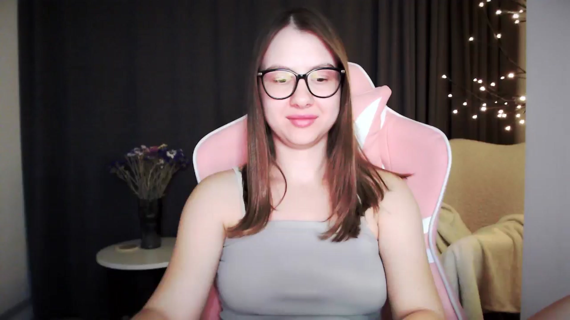 Gallery image thumbnail from MarTiny's myfreecams stream on, 10/10/2024, 01:08 image 15 of 20