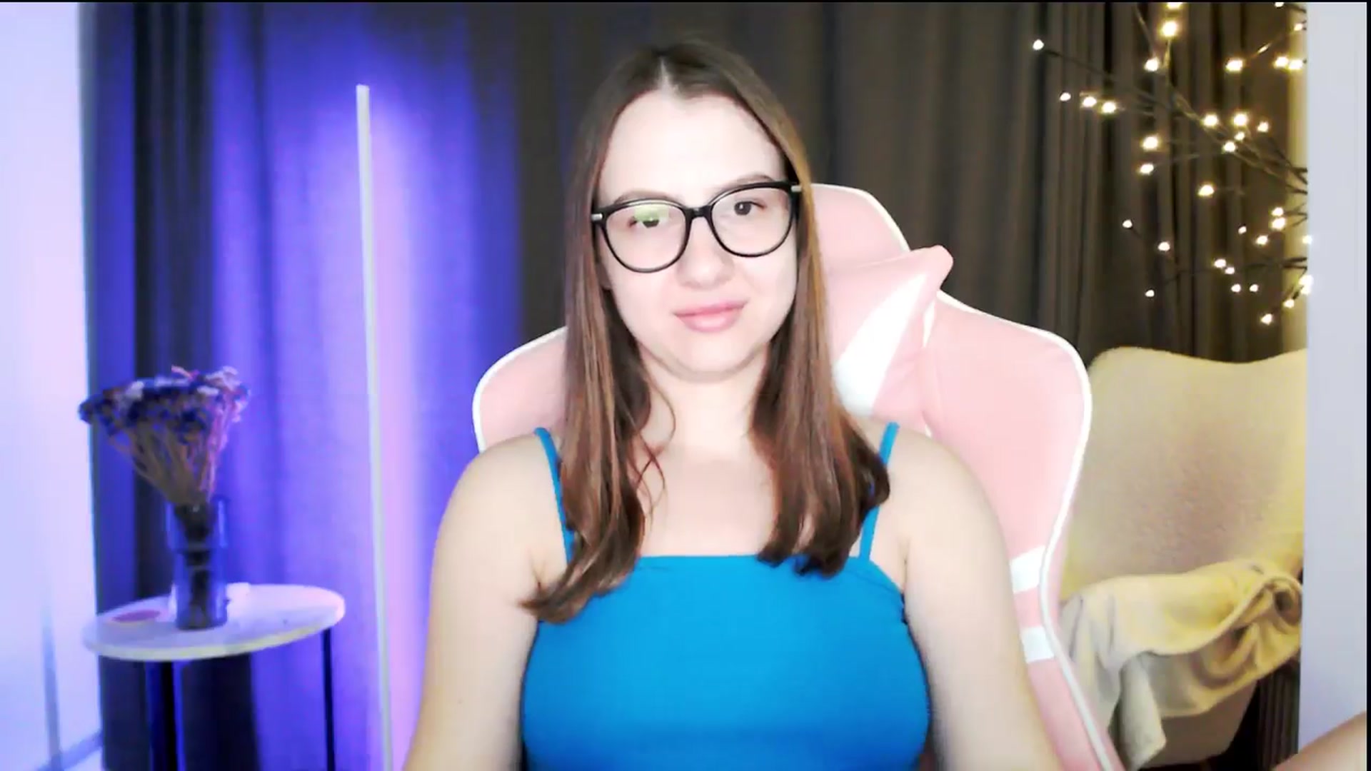 Gallery image thumbnail from MarTiny's myfreecams stream on, 10/20/2024, 01:33 image 5 of 20