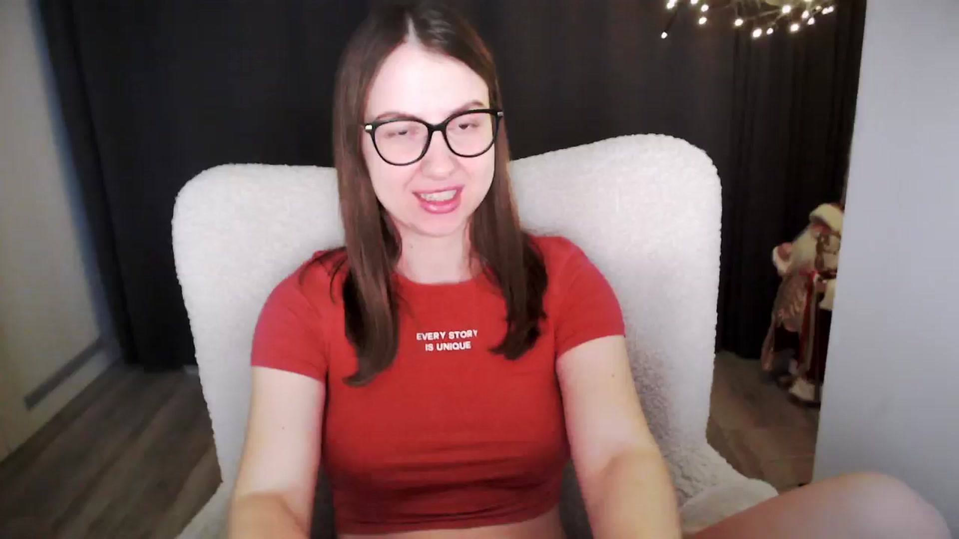 Gallery image thumbnail from MarTiny's myfreecams stream on, 02/07/2025, 02:37 image 13 of 20