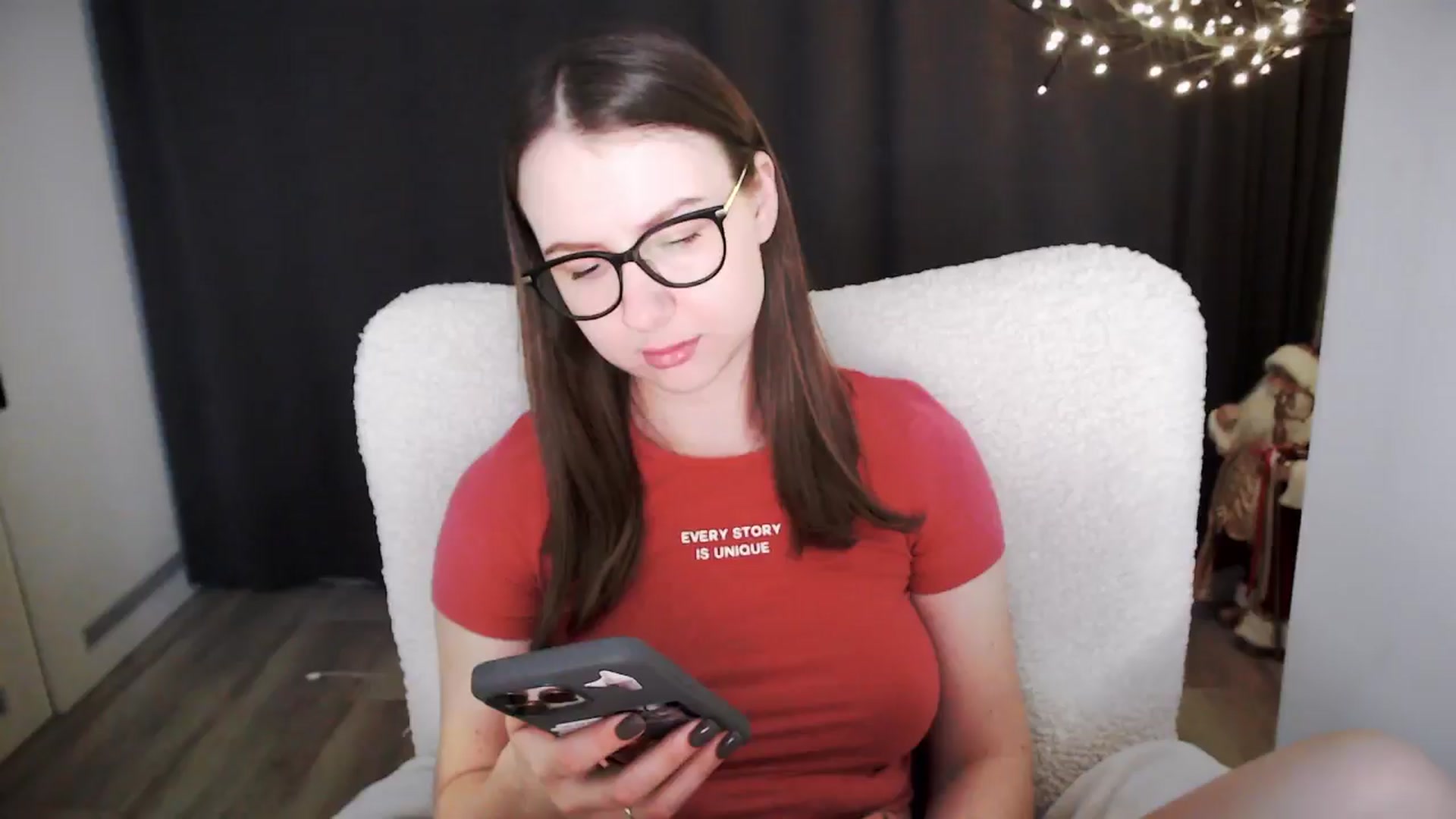Gallery image thumbnail from MarTiny's myfreecams stream on, 02/09/2025, 01:09 image 6 of 20
