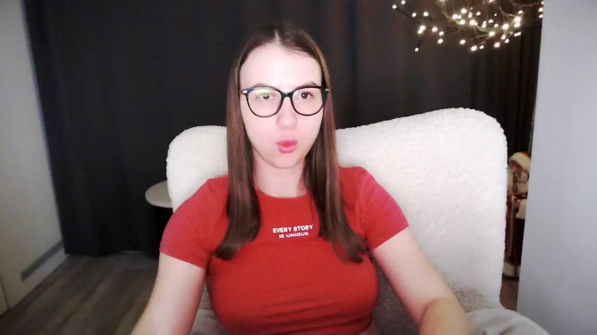 Gallery image thumbnail from MarTiny's myfreecams stream on, 02/09/2025, 02:47 image 4 of 20