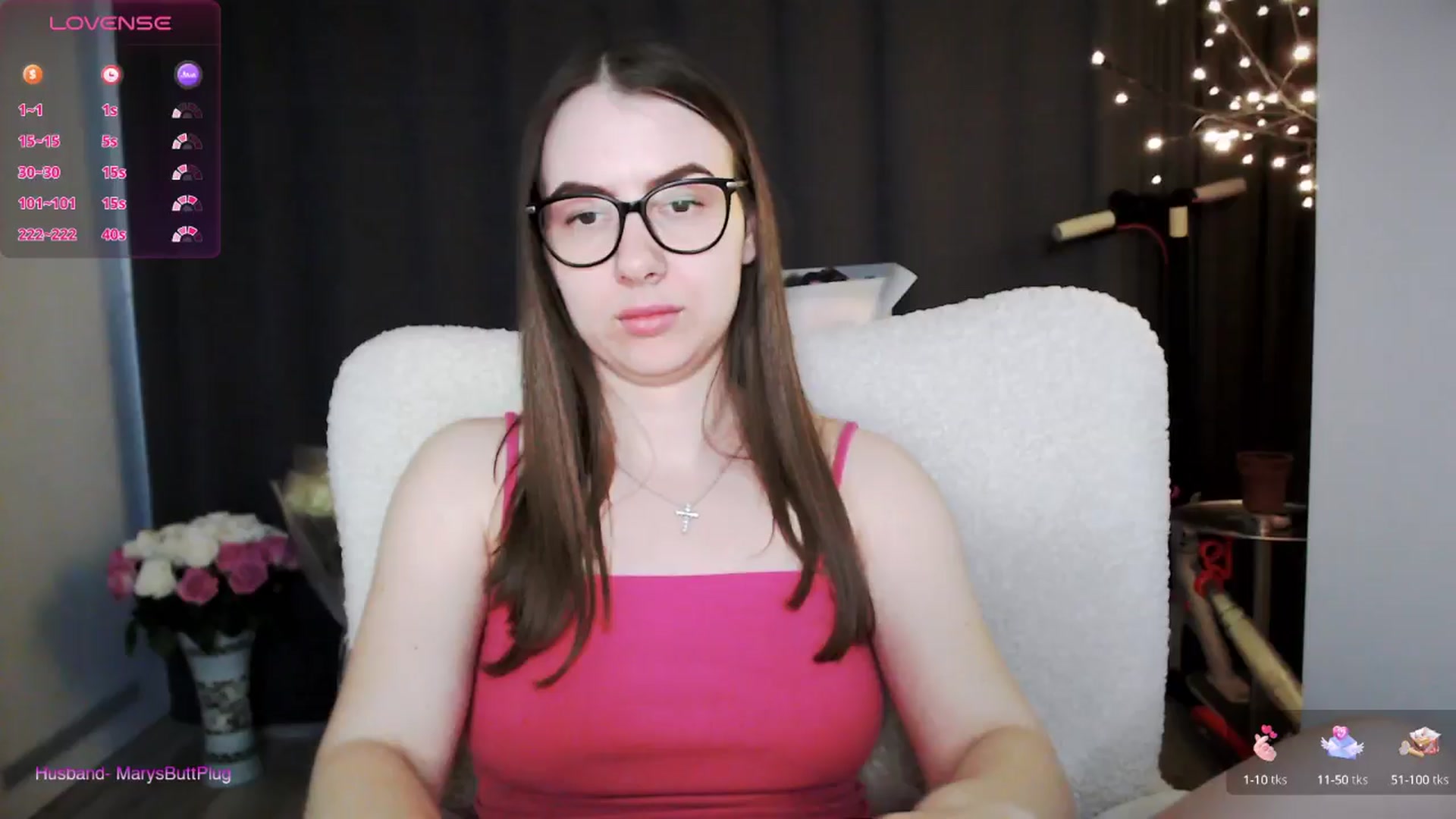 Gallery image thumbnail from MarTiny's myfreecams stream on, 05/01/2025, 01:03 image 18 of 20