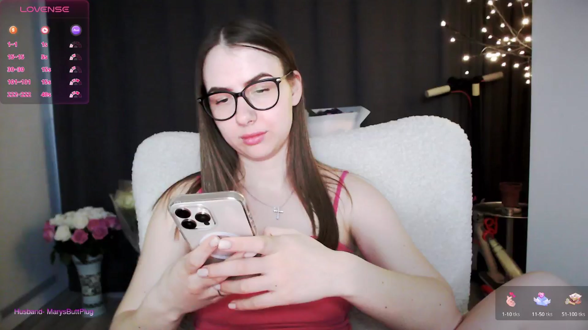 Gallery image thumbnail from MarTiny's myfreecams stream on, 05/01/2025, 01:03 image 19 of 20