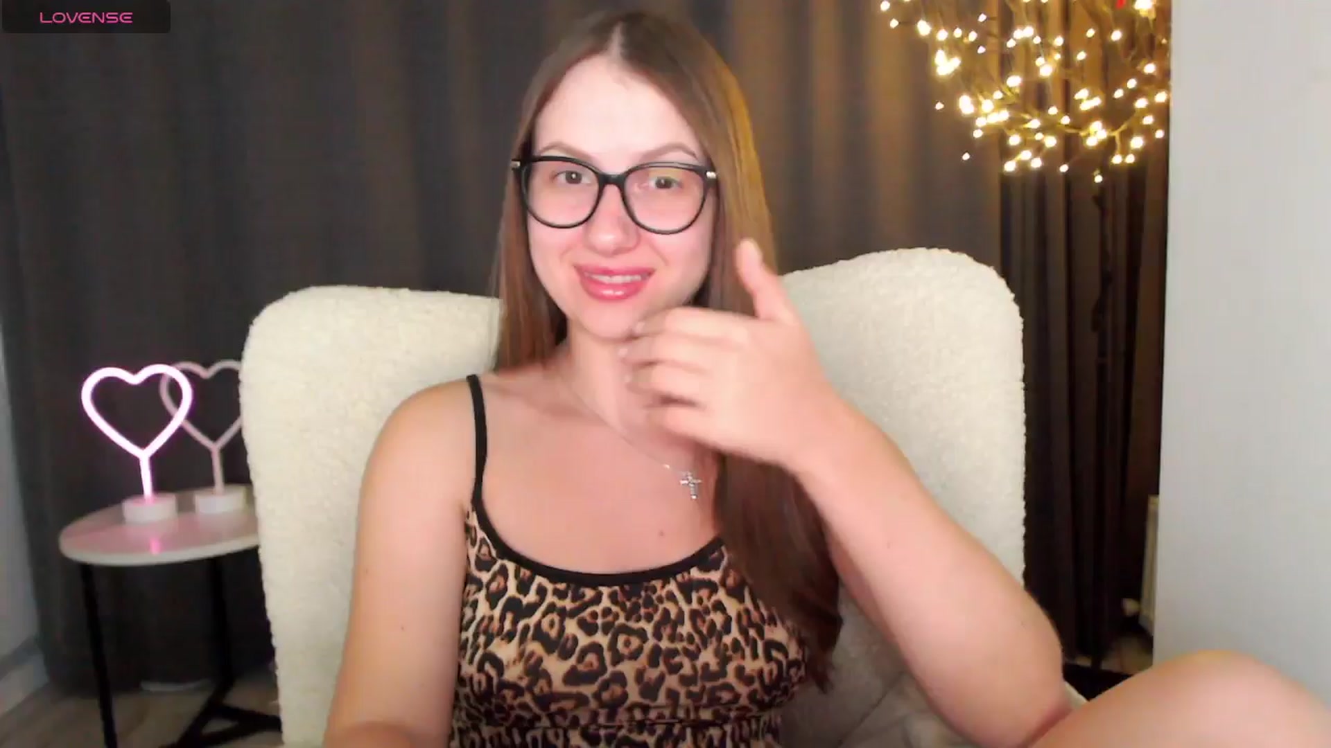 Gallery image thumbnail from MarTiny's myfreecams stream on, 08/16/2025, 23:15 image 3 of 20