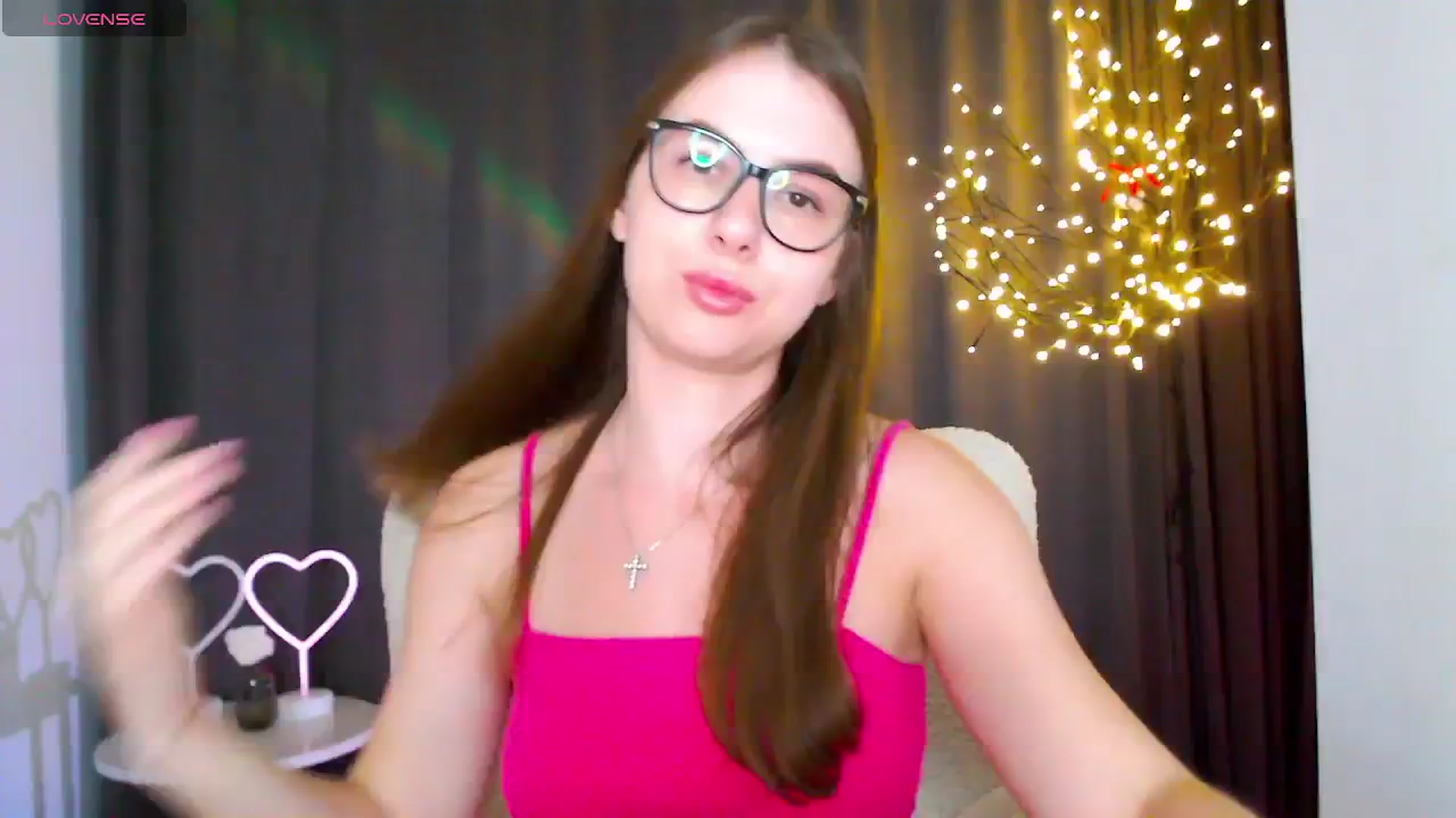 Gallery image thumbnail from MarTiny's myfreecams stream on, 08/28/2025, 24:10 image 19 of 20
