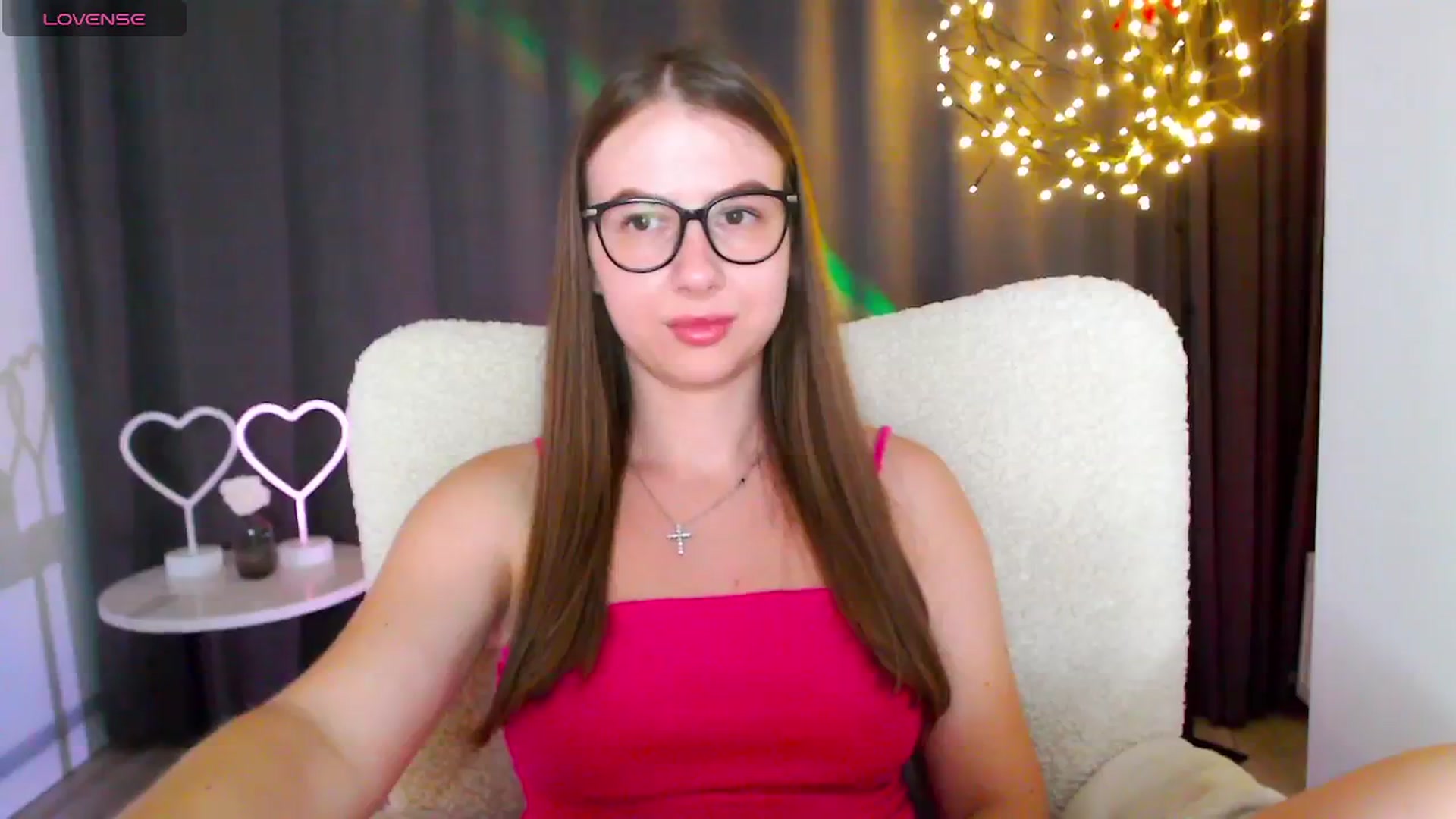 Gallery image thumbnail from MarTiny's myfreecams stream on, 08/28/2025, 24:10 image 5 of 20