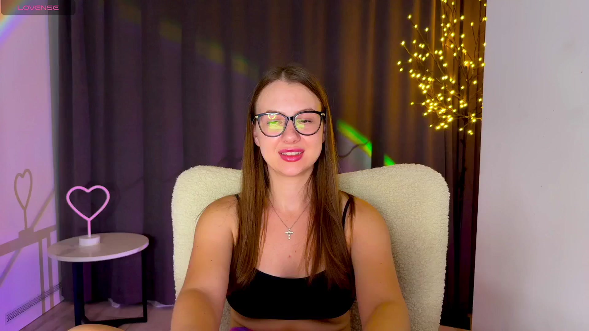Gallery image thumbnail from MarTiny's myfreecams stream on, 09/11/2025, 01:59 image 20 of 20