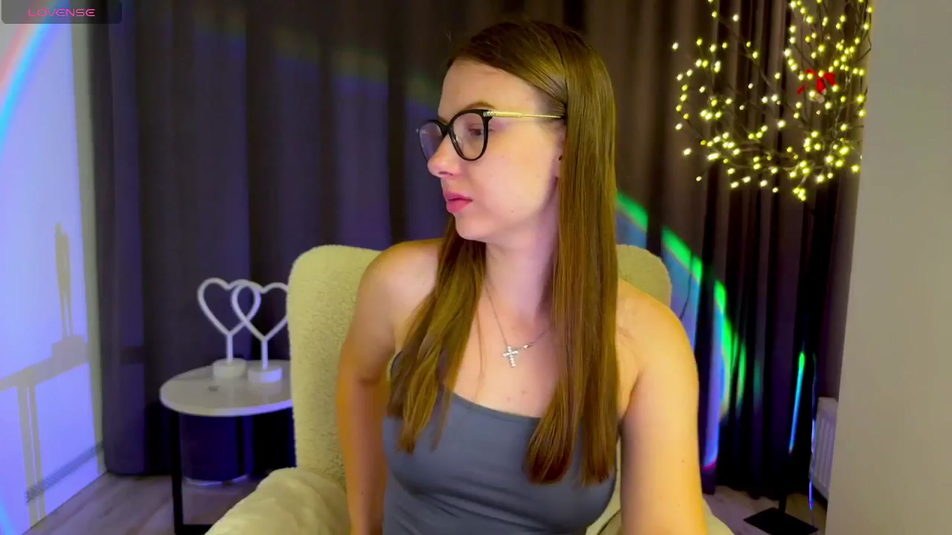 Gallery image thumbnail from MarTiny's myfreecams stream on, 09/21/2025, 02:41 image 6 of 20
