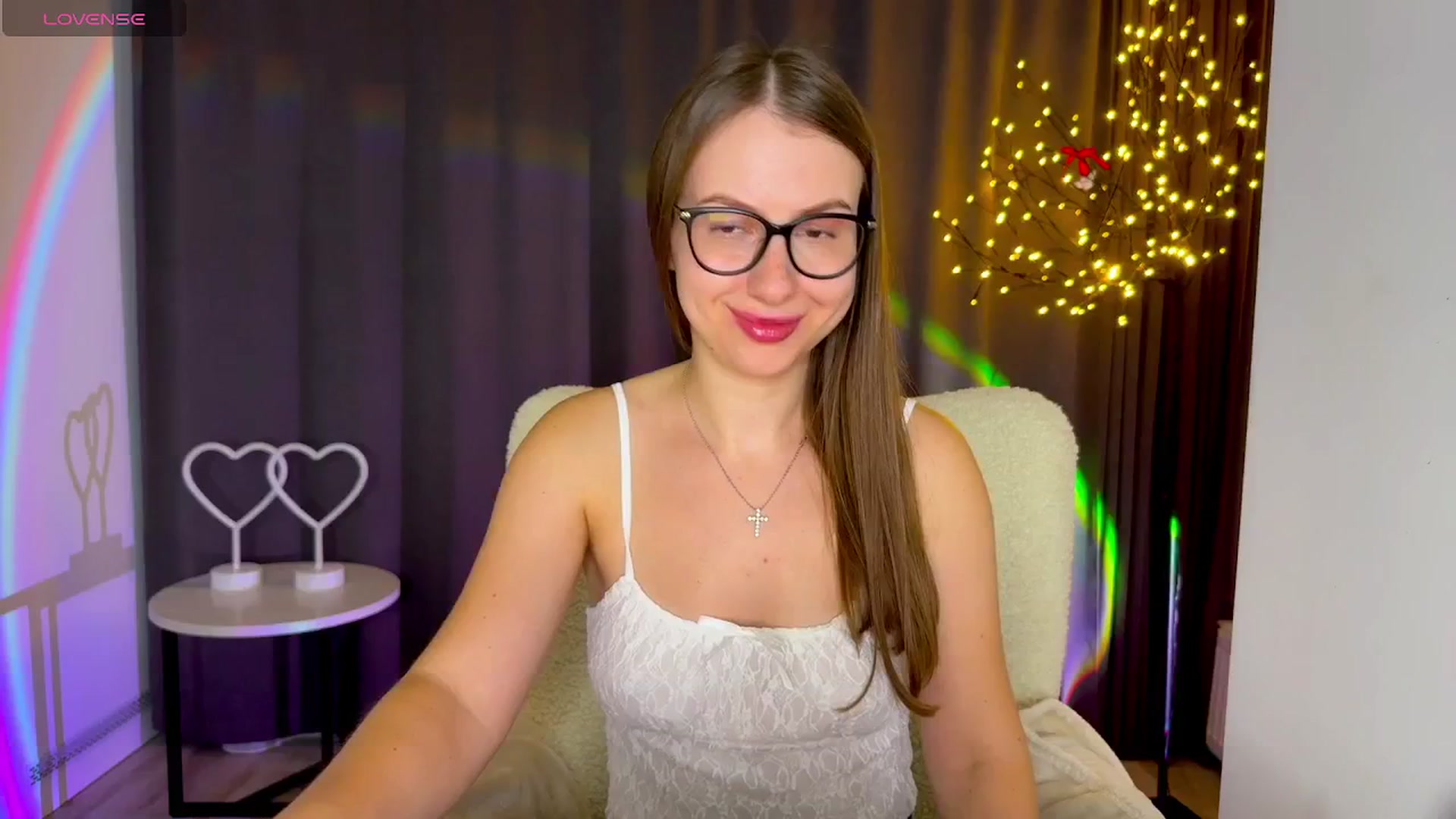 Gallery image thumbnail from MarTiny's myfreecams stream on, 09/25/2025, 24:50 image 3 of 20