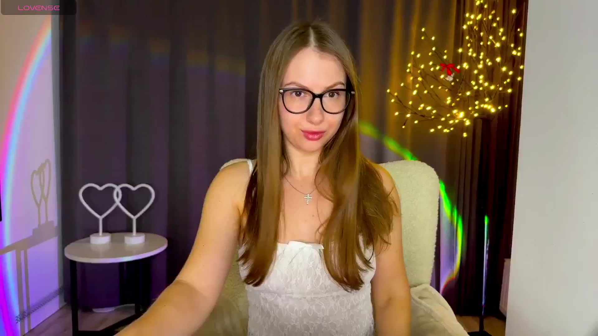 Gallery image thumbnail from MarTiny's myfreecams stream on, 09/25/2025, 24:50 image 14 of 20
