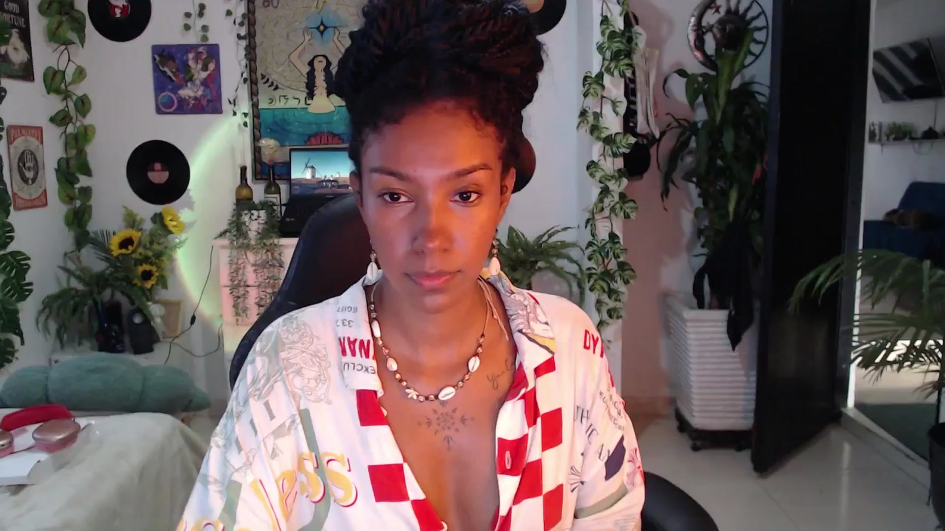Gallery image thumbnail from MarWitch777's myfreecams stream on, 11/22/2024, 22:57 image 9 of 20