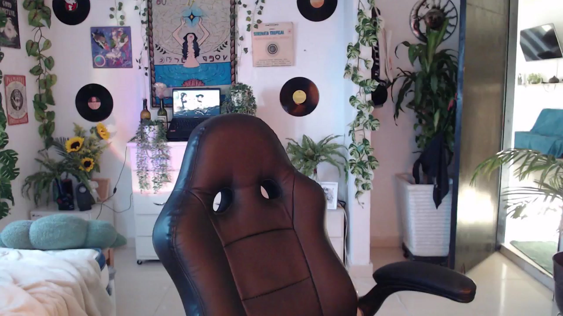 Gallery image thumbnail from MarWitch777's myfreecams stream on, 11/22/2024, 22:57 image 4 of 20